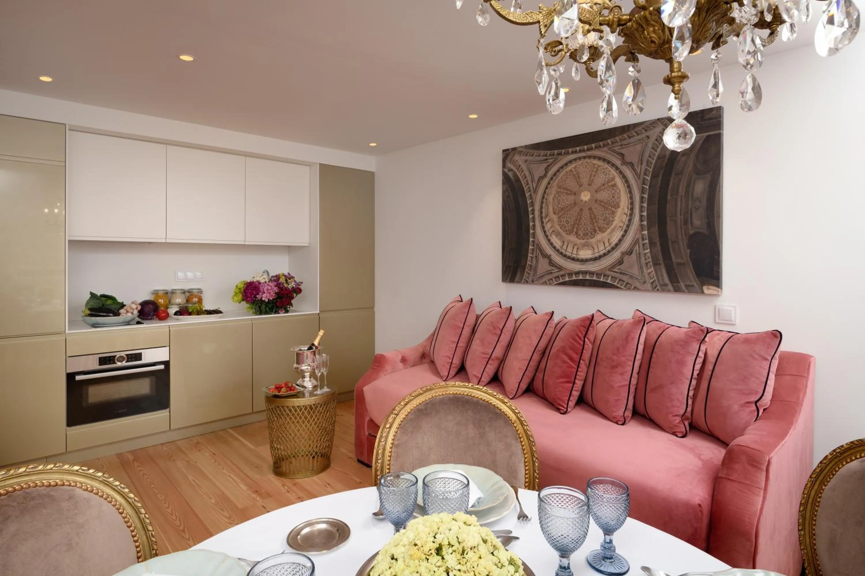 Kitchen or kitchenette in Residentas Aurea