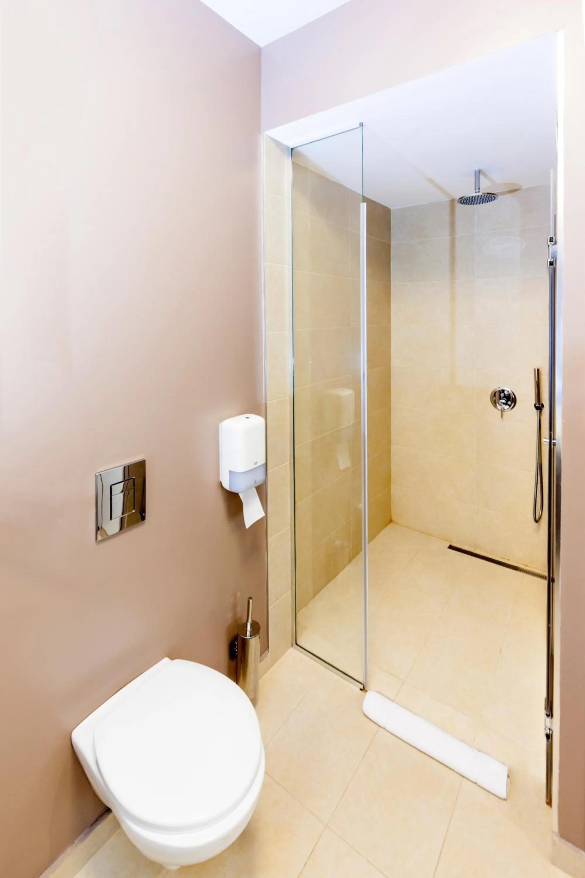 Spring in Adresa Suites