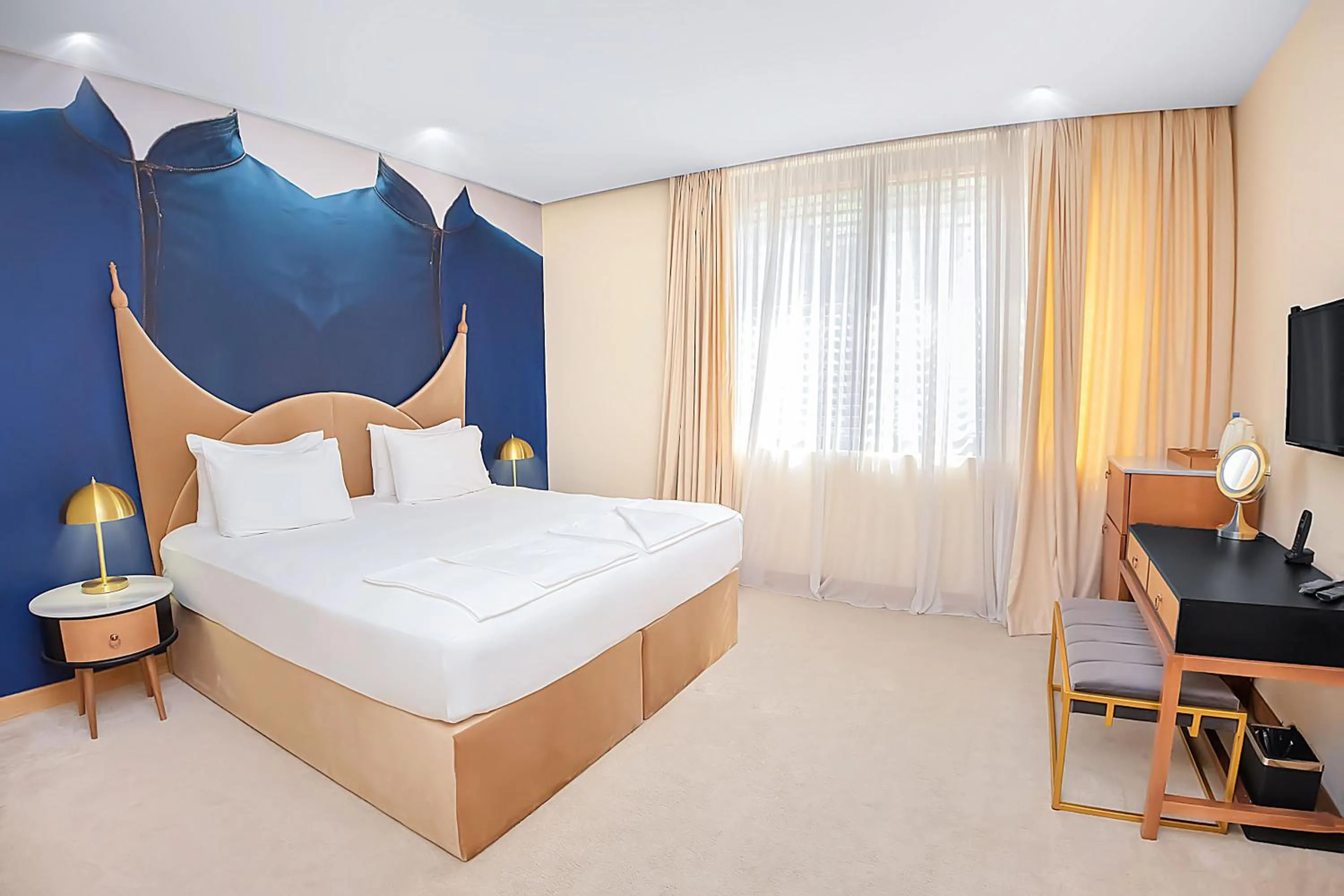 Photo of the whole room, Bed in Folk Boutique Hotel