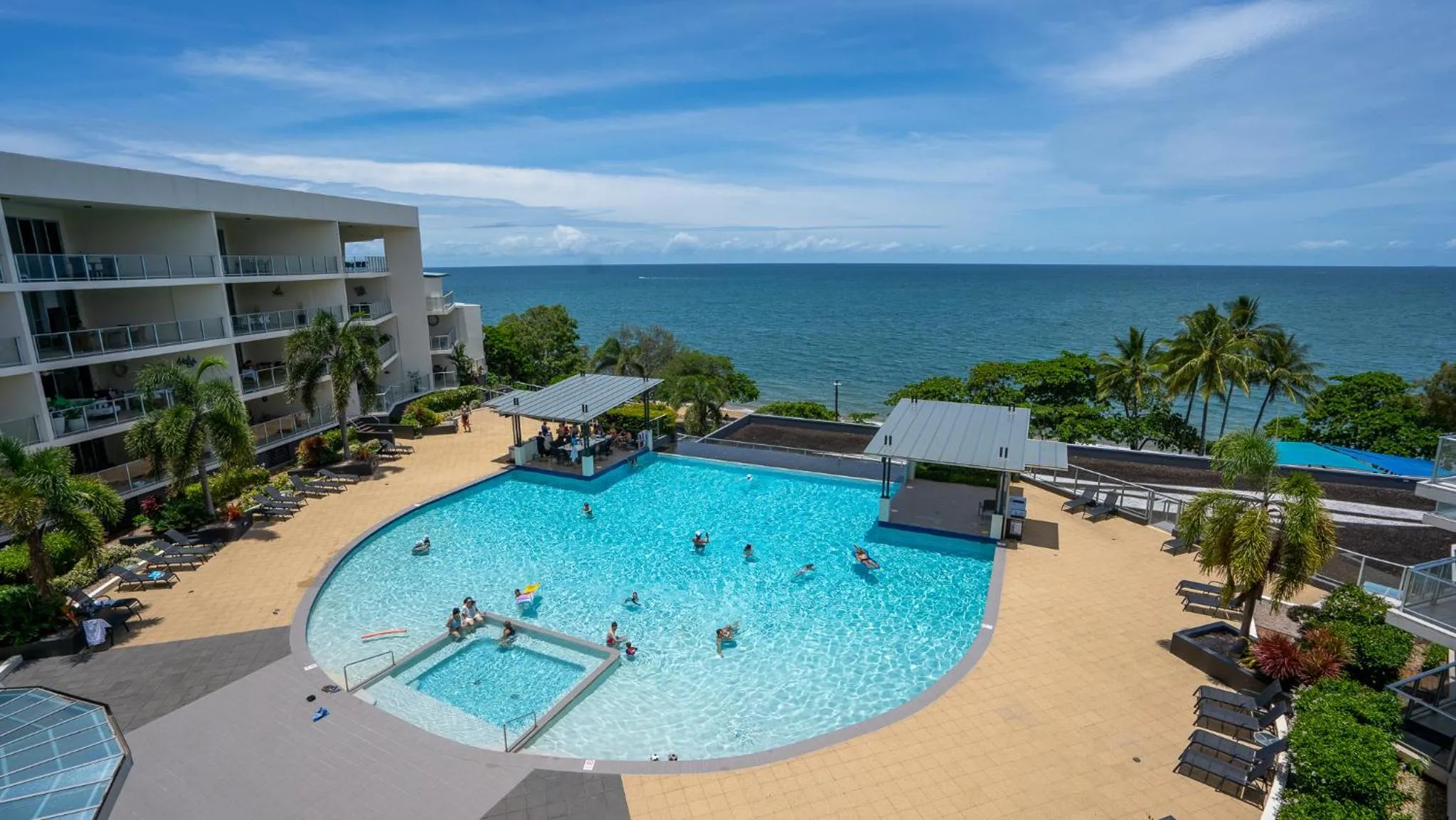 Pool view in Vue Apartments Trinity Beach