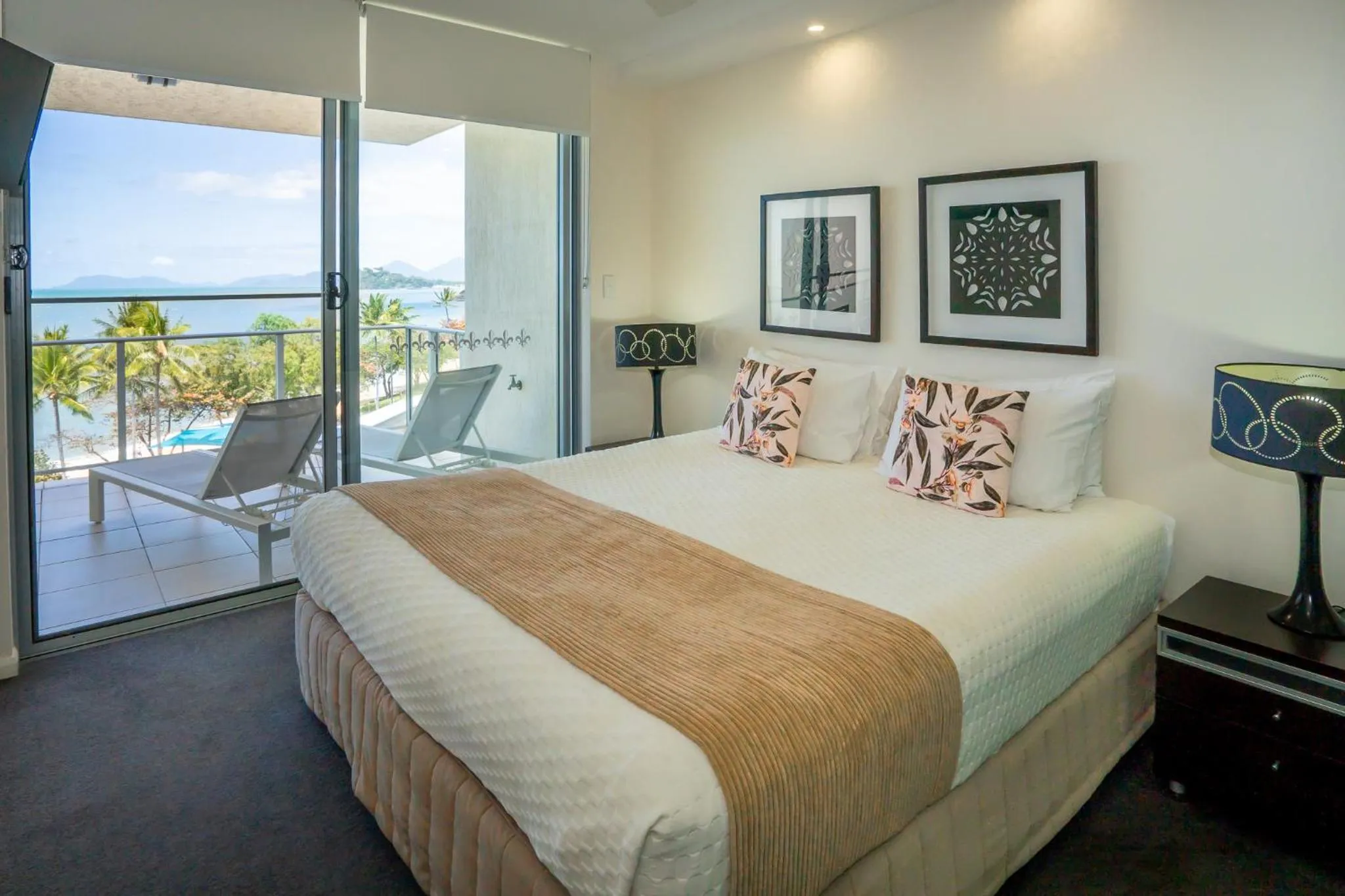 Bedroom, Bed in Vue Apartments Trinity Beach