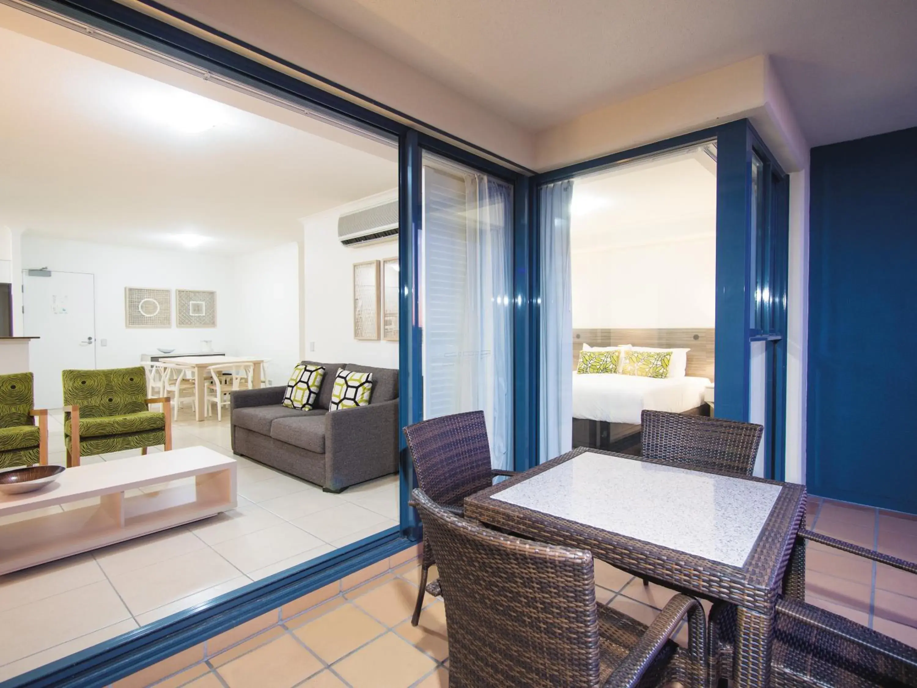 Two-Bedroom Apartment in Oaks Sunshine Coast Seaforth Resort Two-Bedroom Apartment in Oaks Sunshine Coast Seaforth Resort