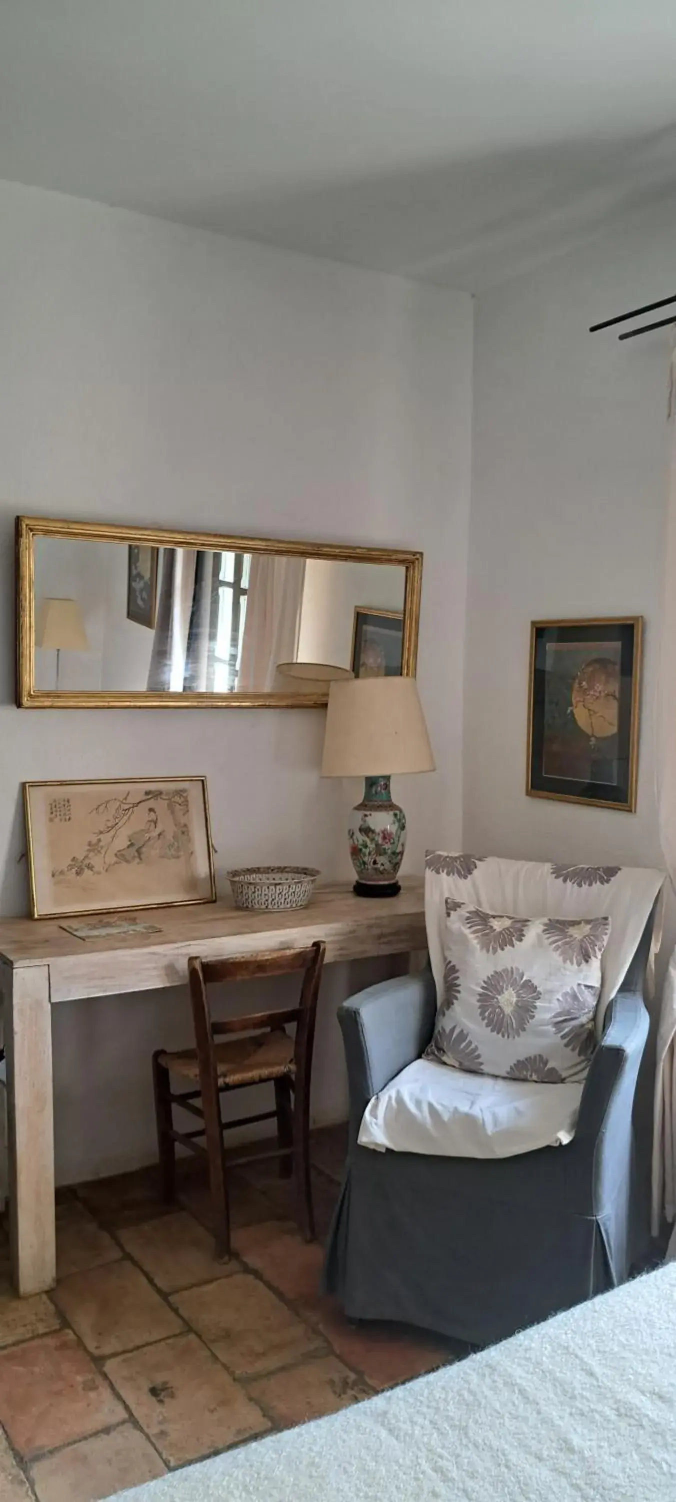 Large Double Room in Le Mas du Lac Large Double Room in Le Mas du Lac