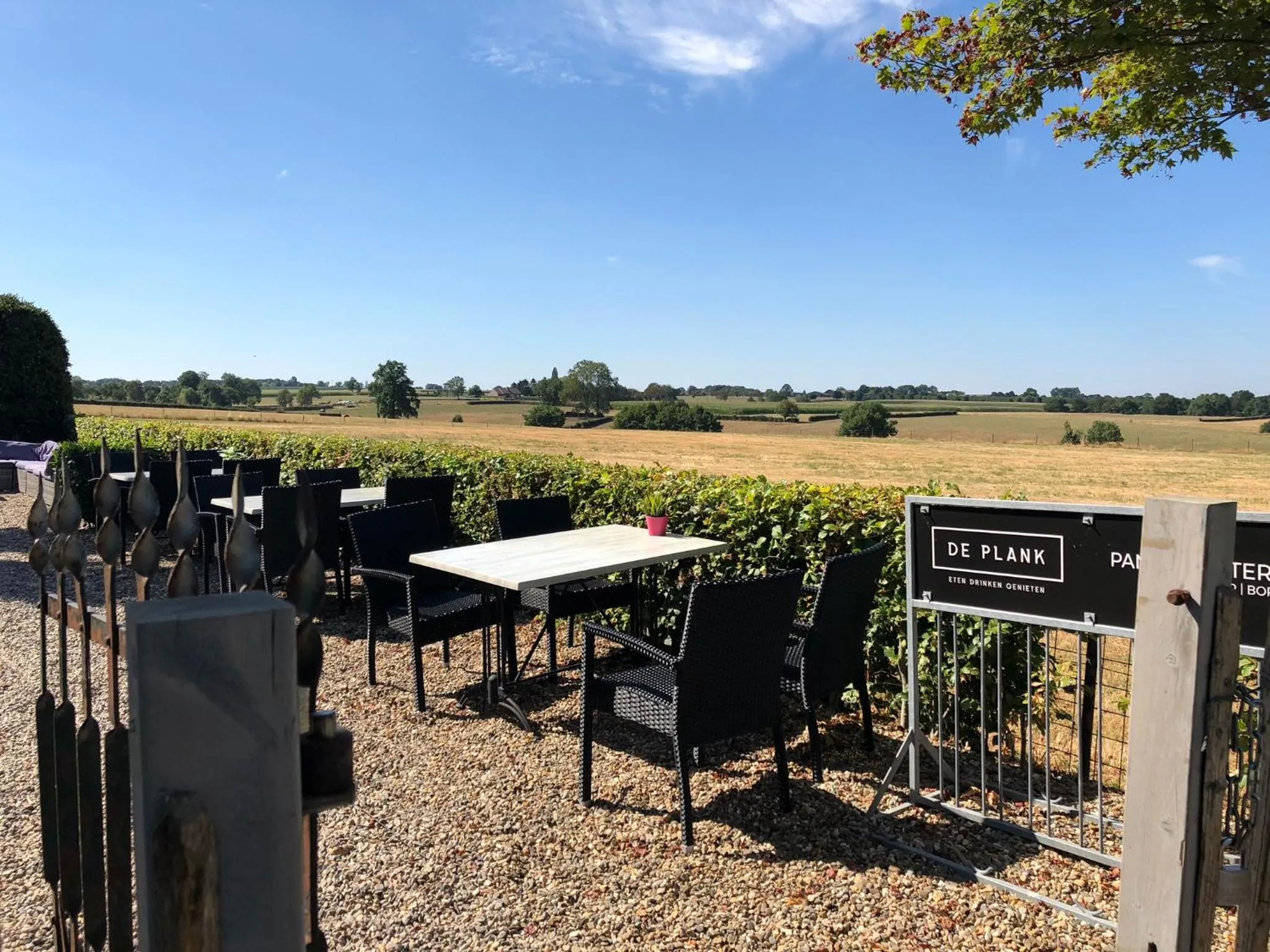 Balcony/Terrace in Hotel de Plank - alle kamers met airconditioning