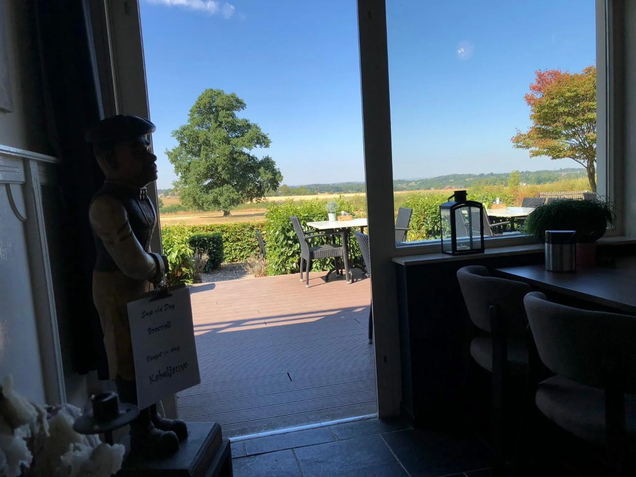 Restaurant/places to eat in Hotel de Plank - alle kamers met airconditioning