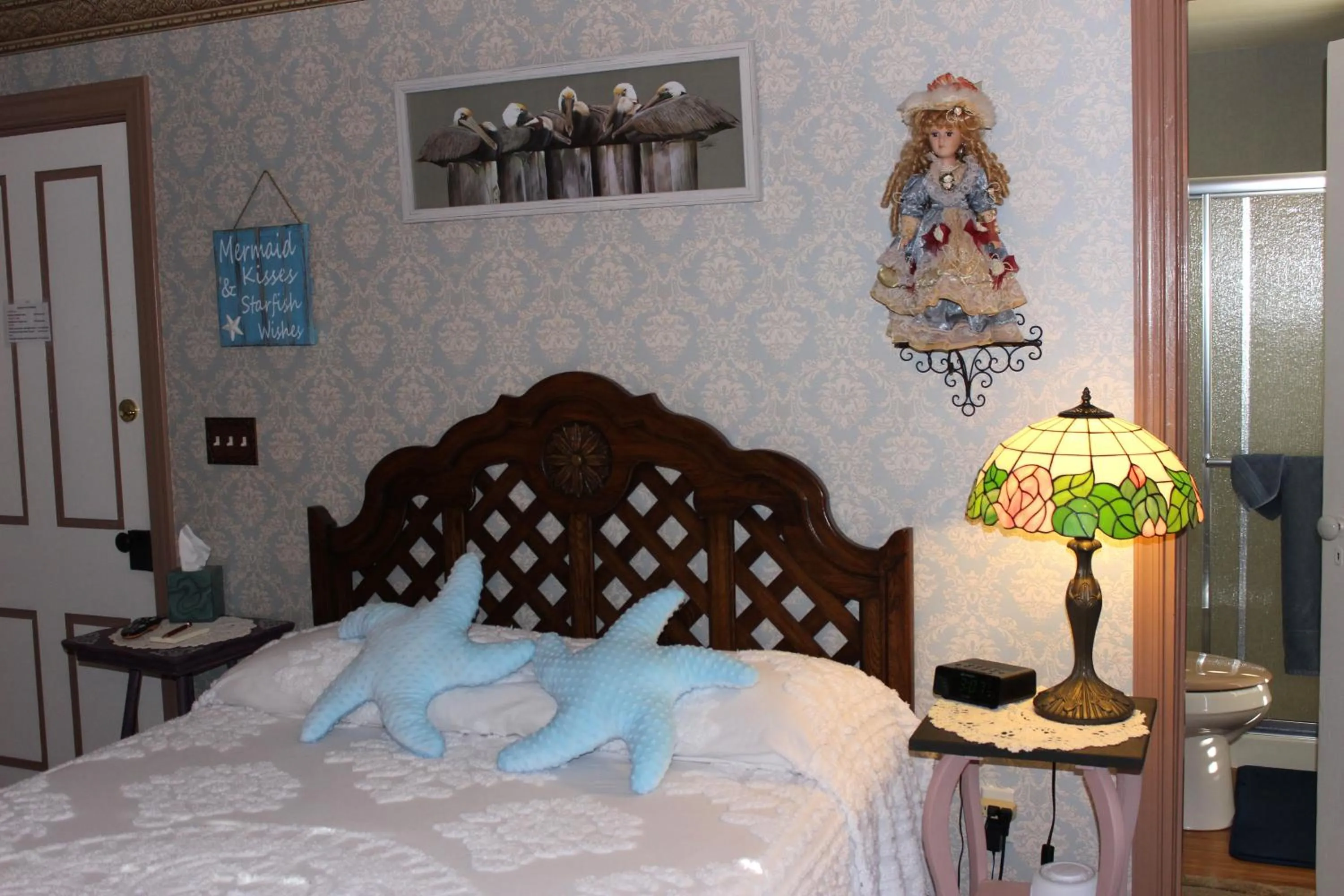 Bed in Carriage Stop Bed & Breakfast