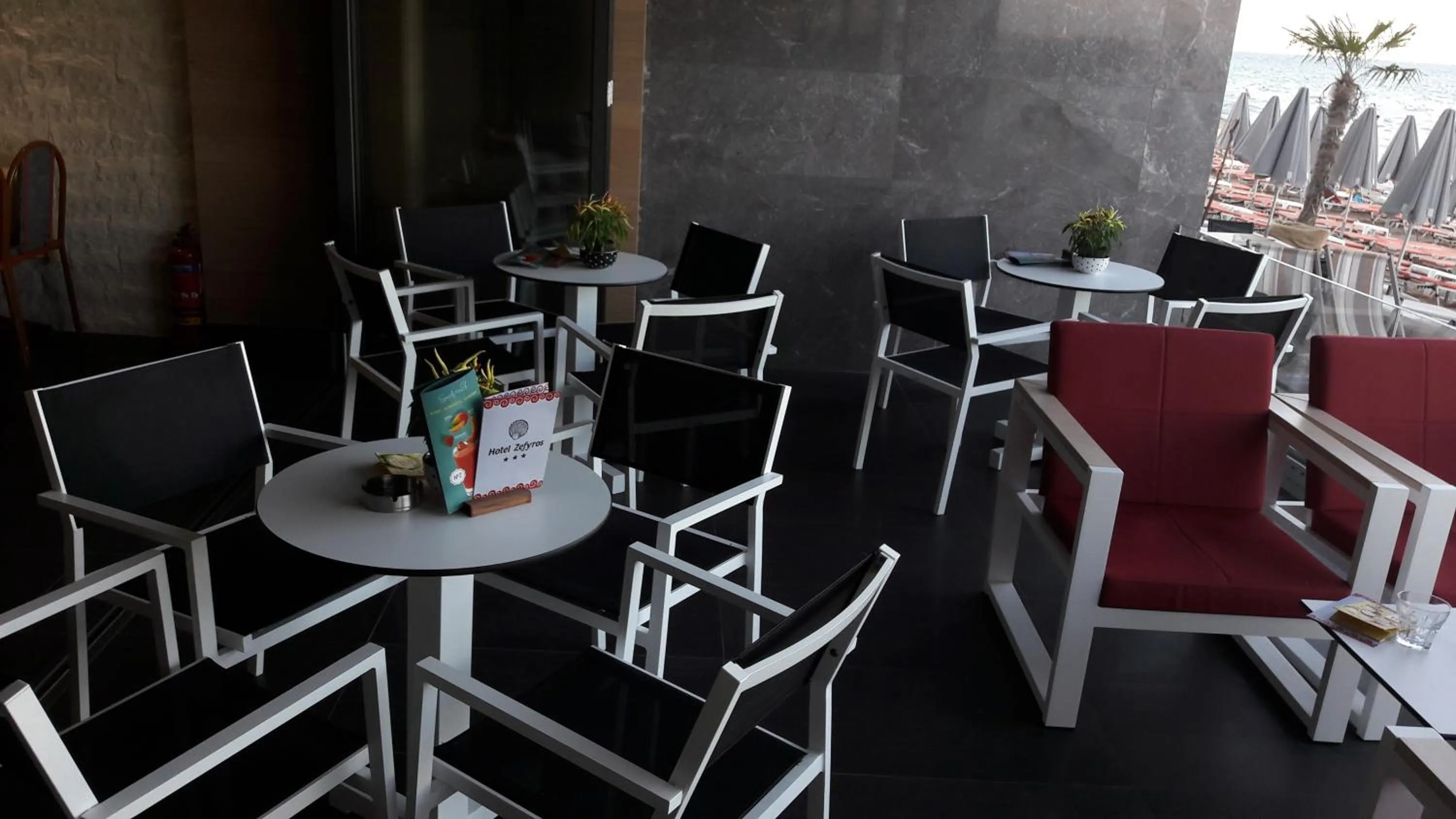 Balcony/Terrace in Hotel Zefyros