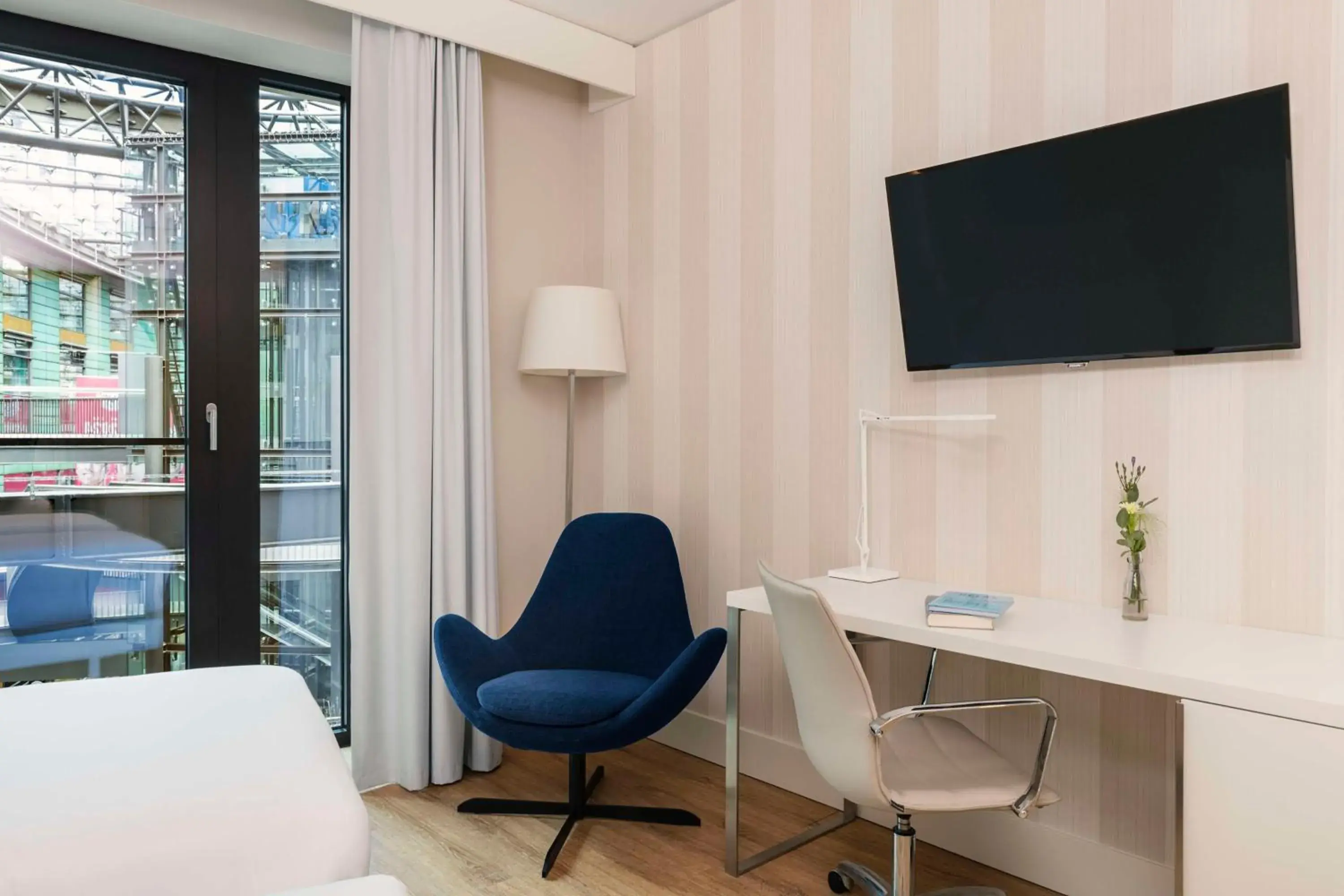 Standard Double or Twin Room in NH Leipzig Zentrum Standard Double or Twin Room in NH Leipzig Zentrum