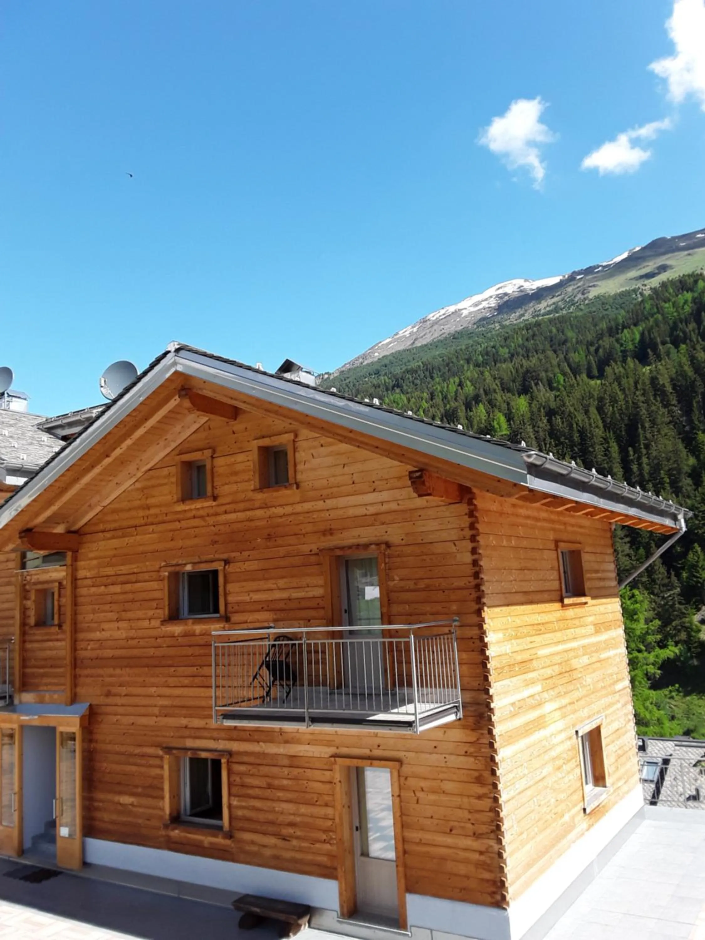 Property building in Hotel Meublè Adler - Rooms & Mountain Apartments