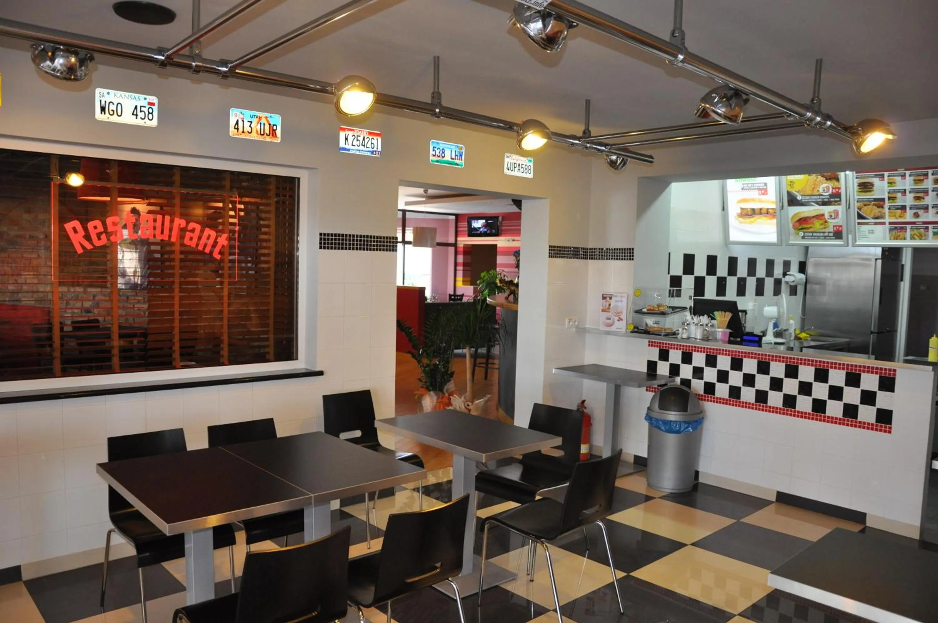 Restaurant/places to eat in Hotel Orlik