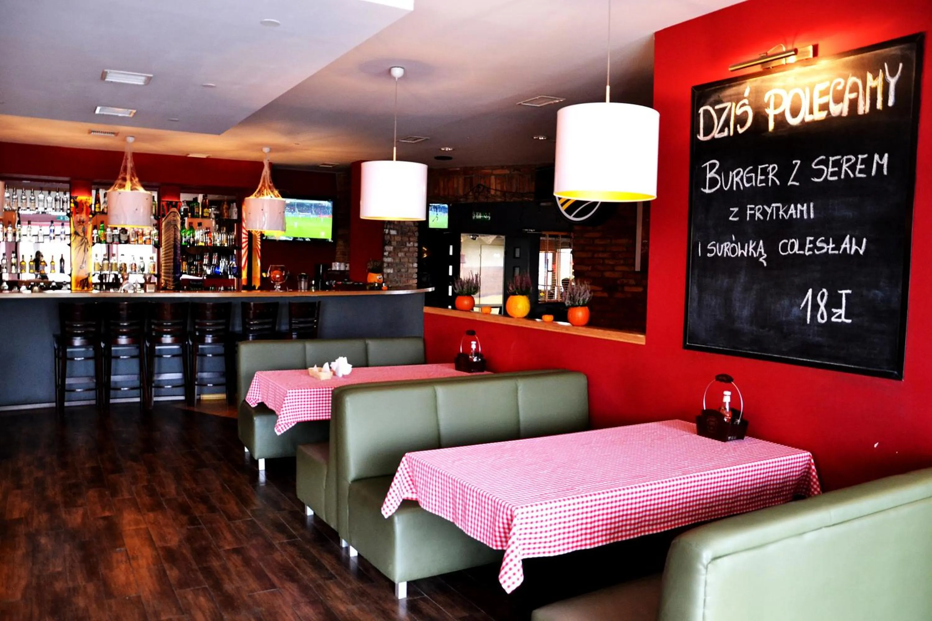 Restaurant/places to eat in Hotel Orlik