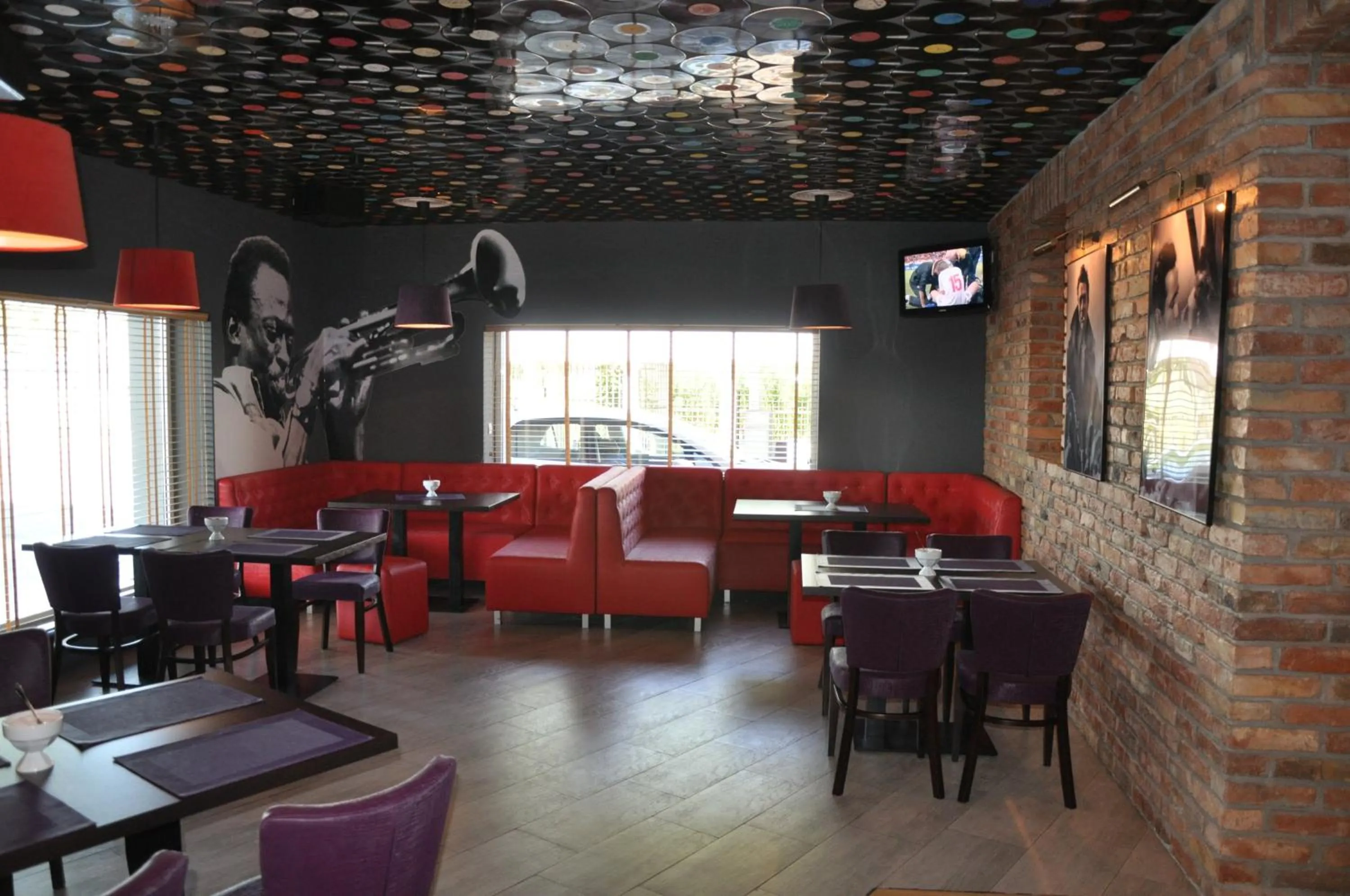 Restaurant/places to eat in Hotel Orlik