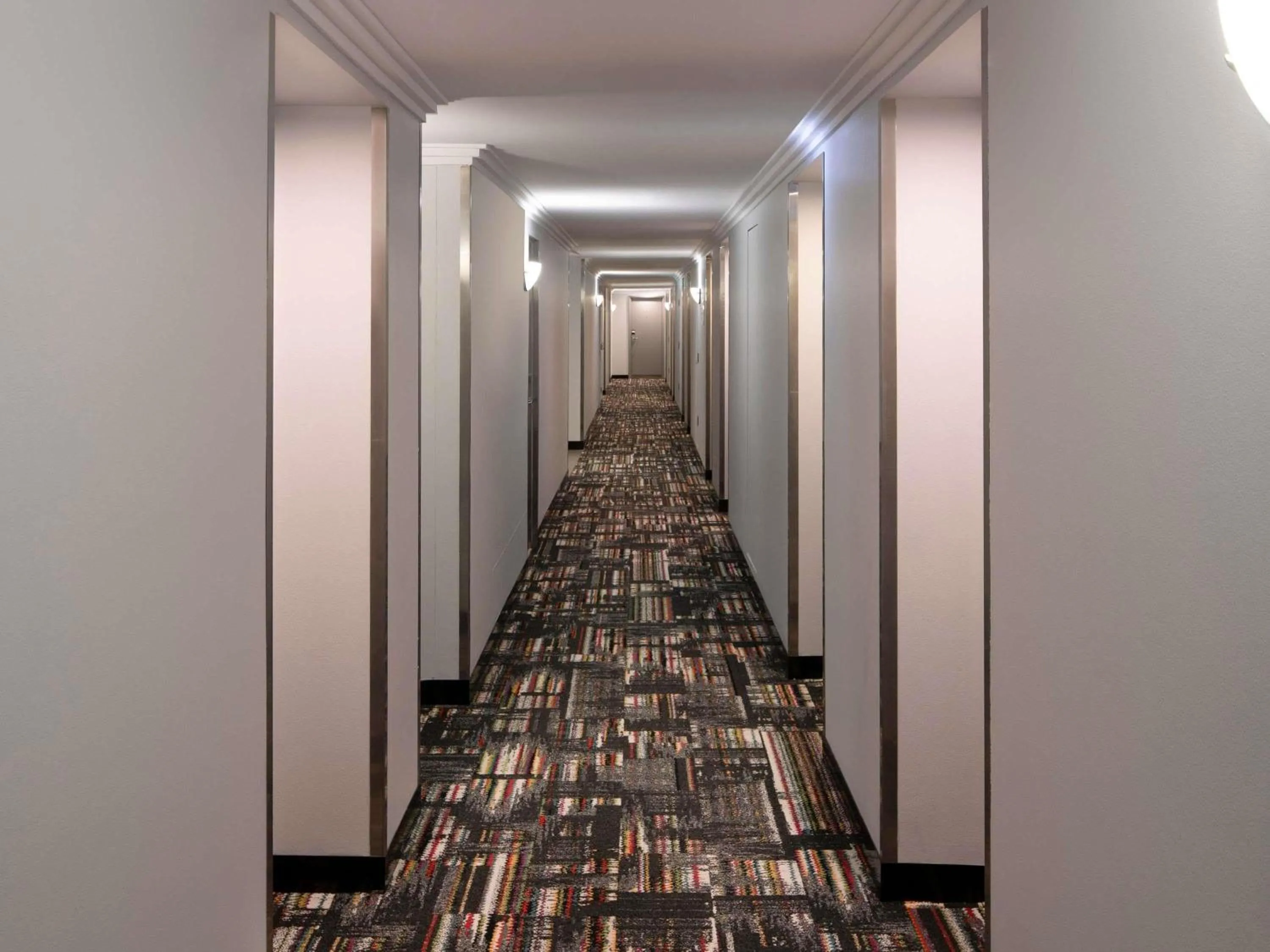 Bedroom in ibis Styles Sydney Central