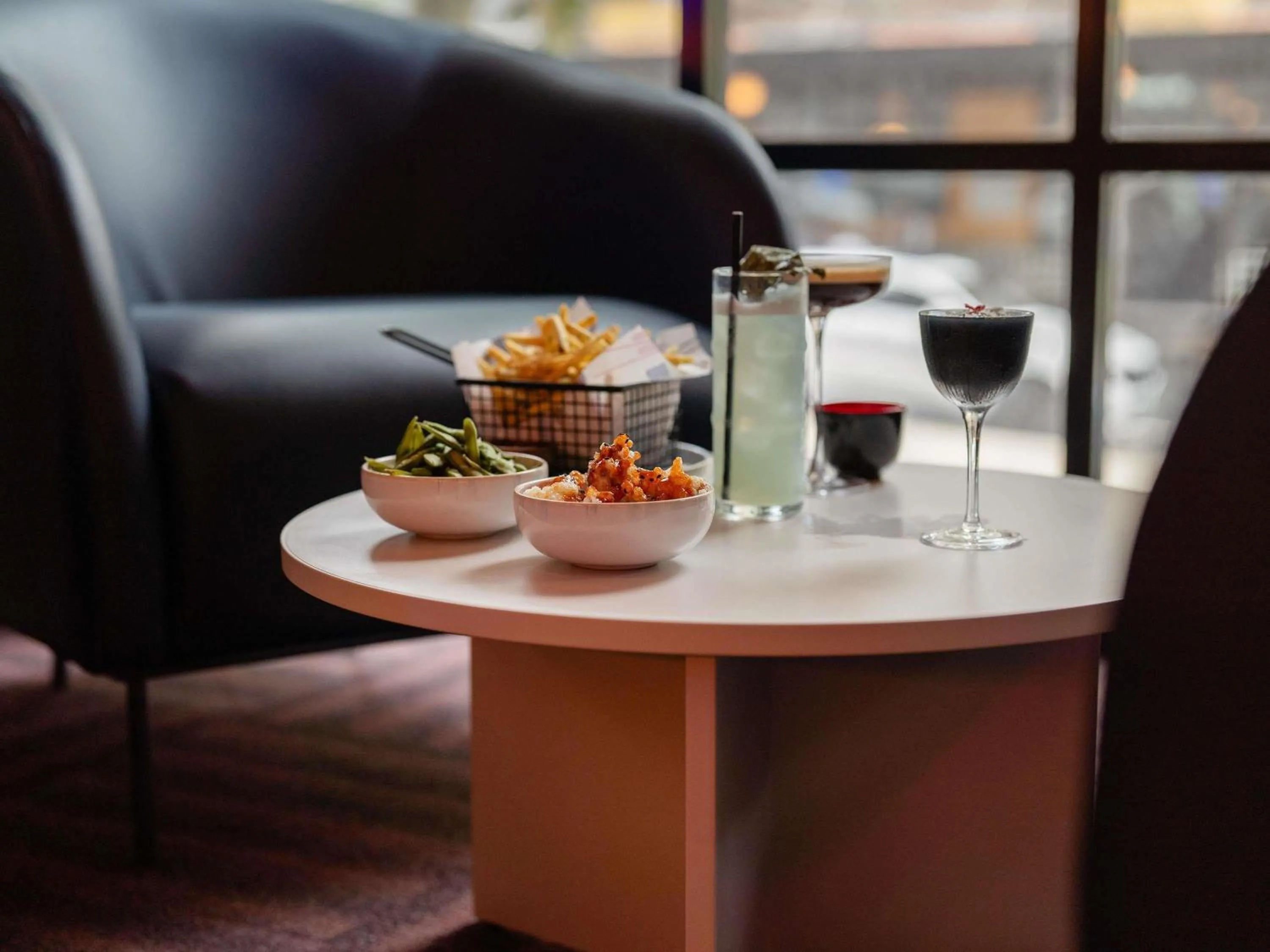 Lounge or bar in ibis Styles Sydney Central