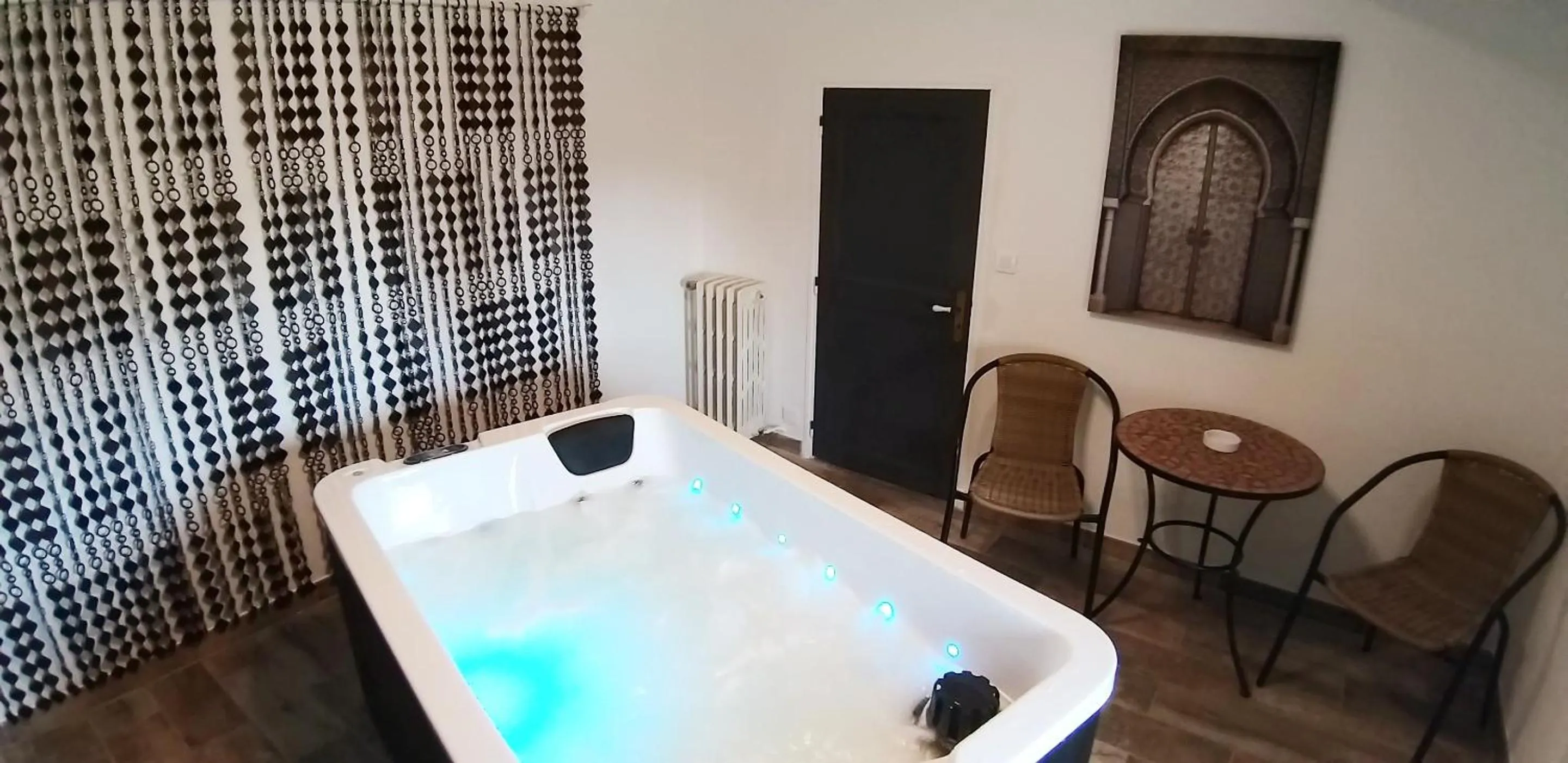 Bedroom in Dream House & Spa Bandol - Céline et Olivier