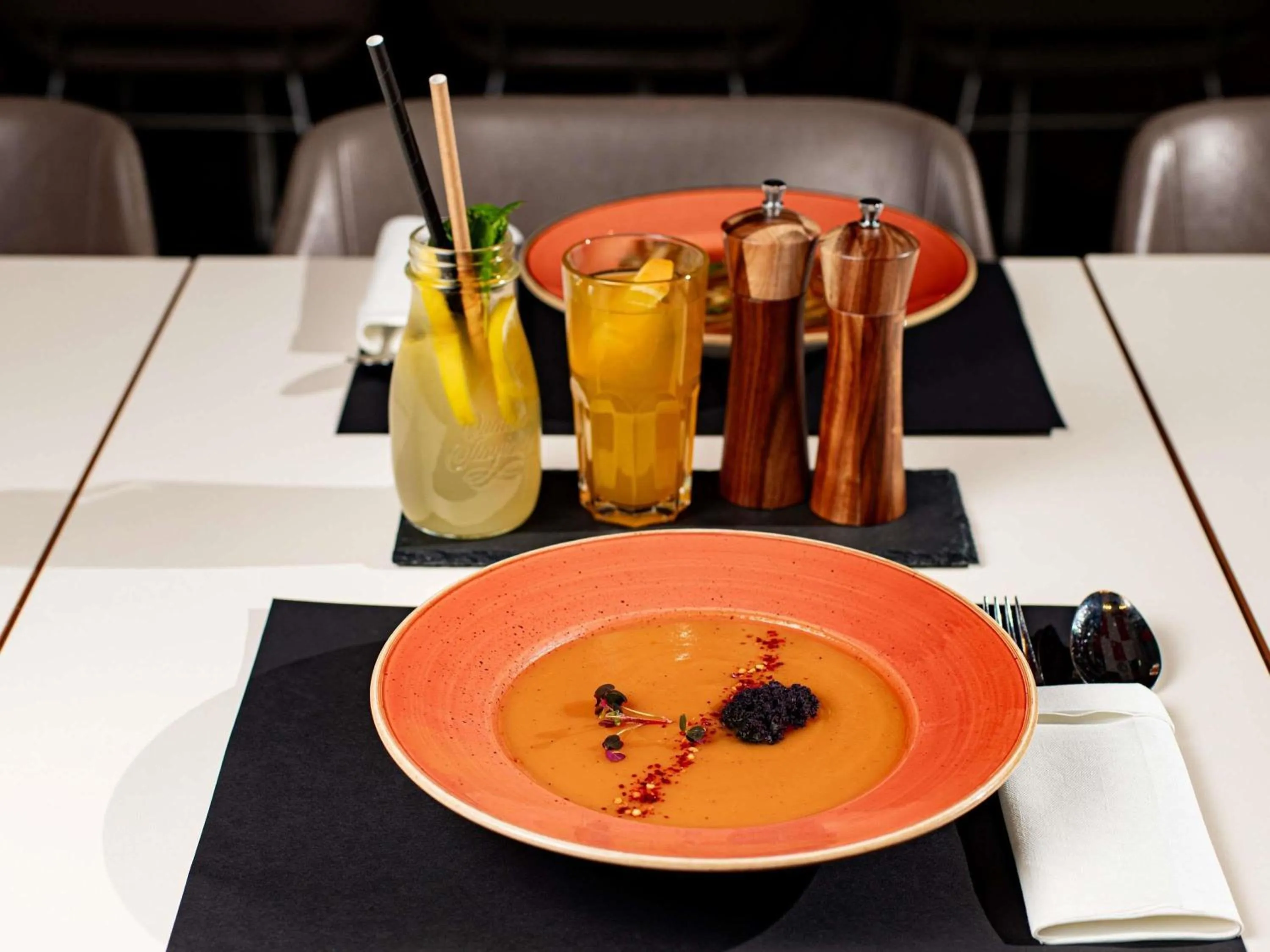 Restaurant/places to eat in Ibis Kraków Stare Miasto