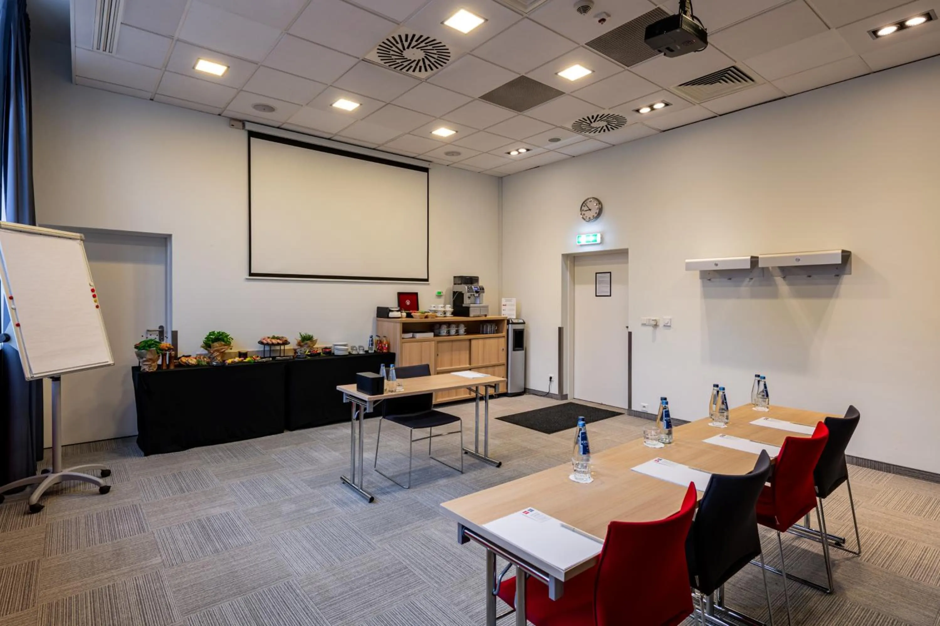 Meeting/conference room in Ibis Kraków Stare Miasto
