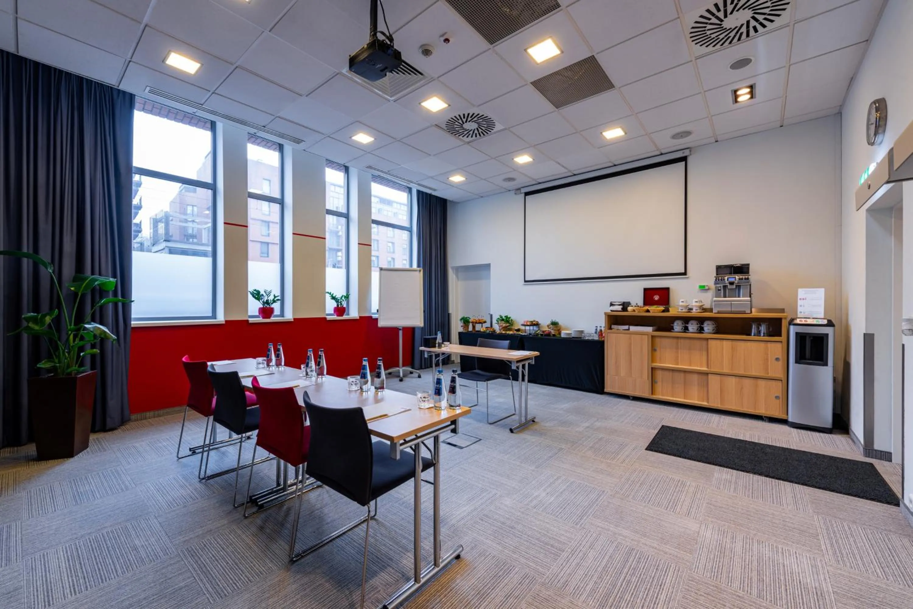 Meeting/conference room in Ibis Kraków Stare Miasto