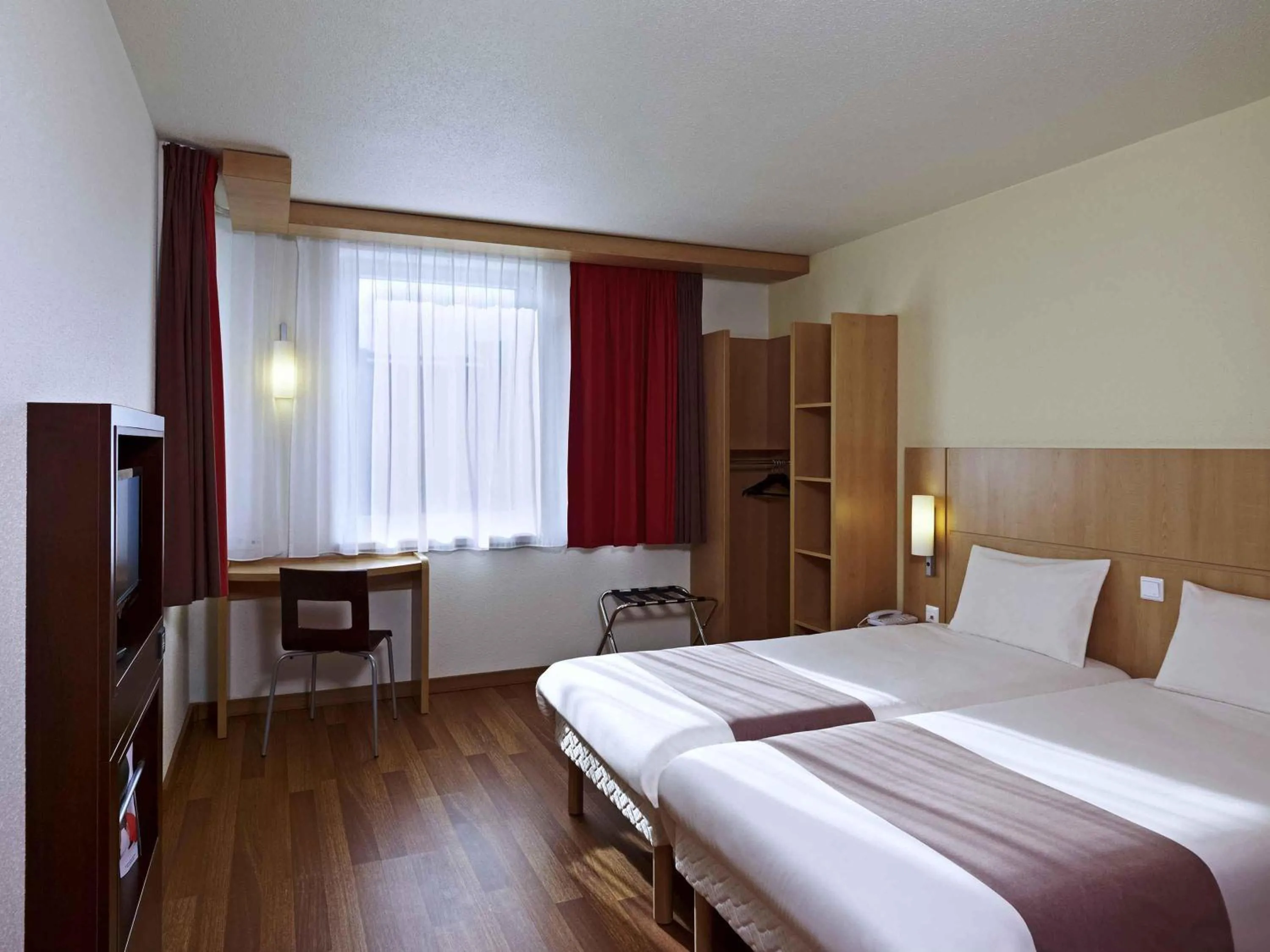 Bedroom, Bed in Ibis Kraków Stare Miasto