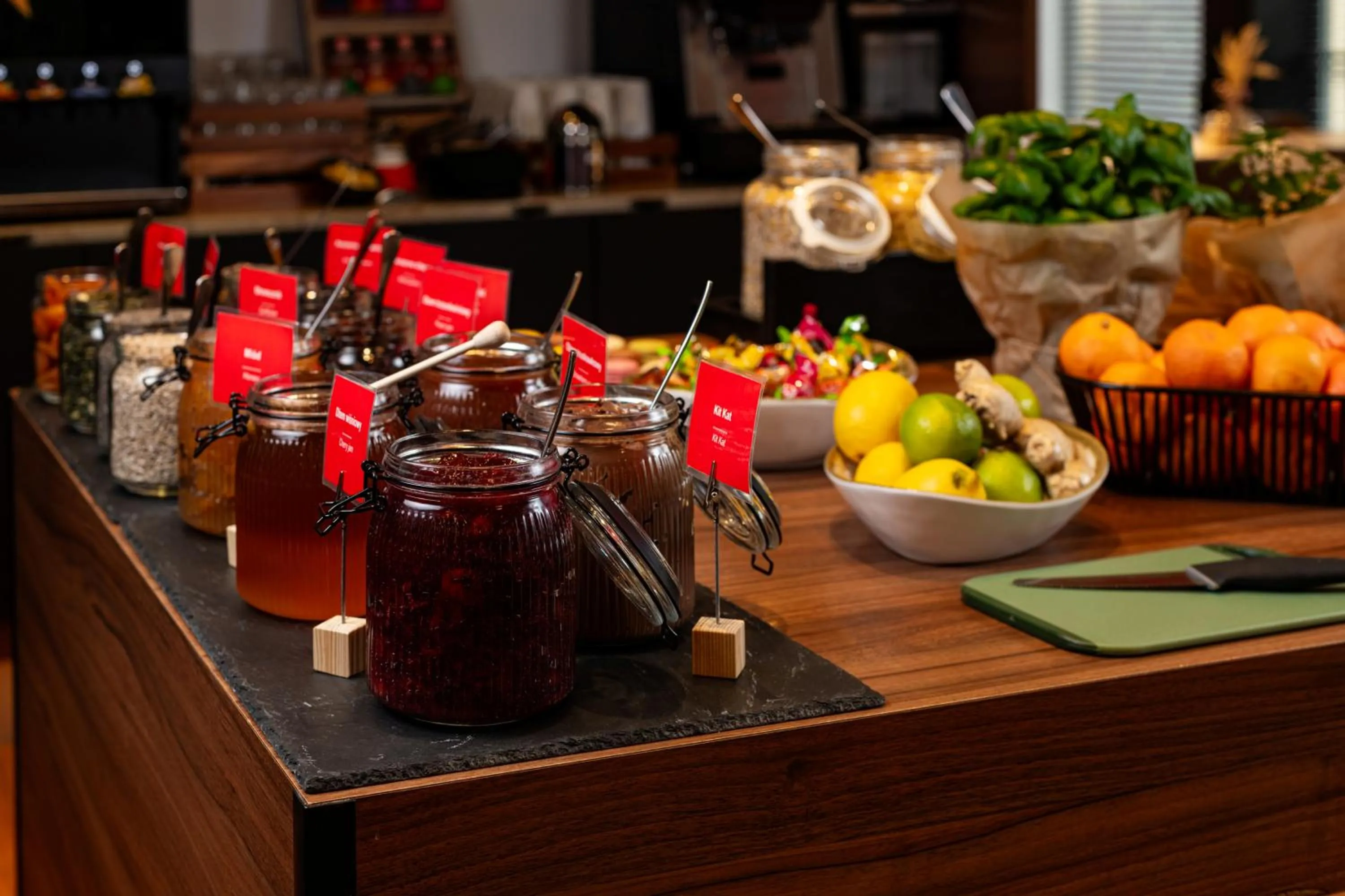 Restaurant/places to eat in Ibis Kraków Stare Miasto