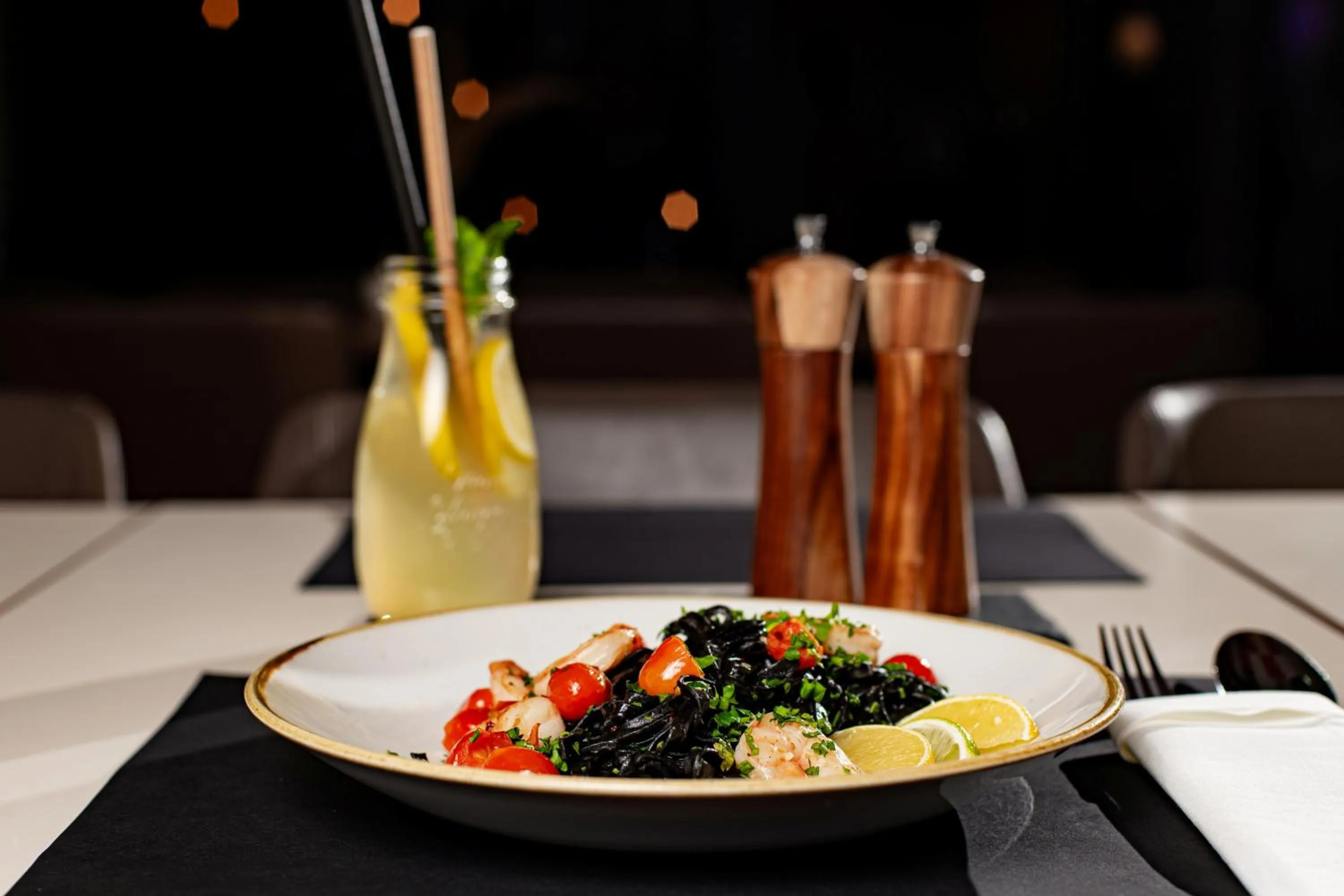 Restaurant/places to eat in Ibis Kraków Stare Miasto