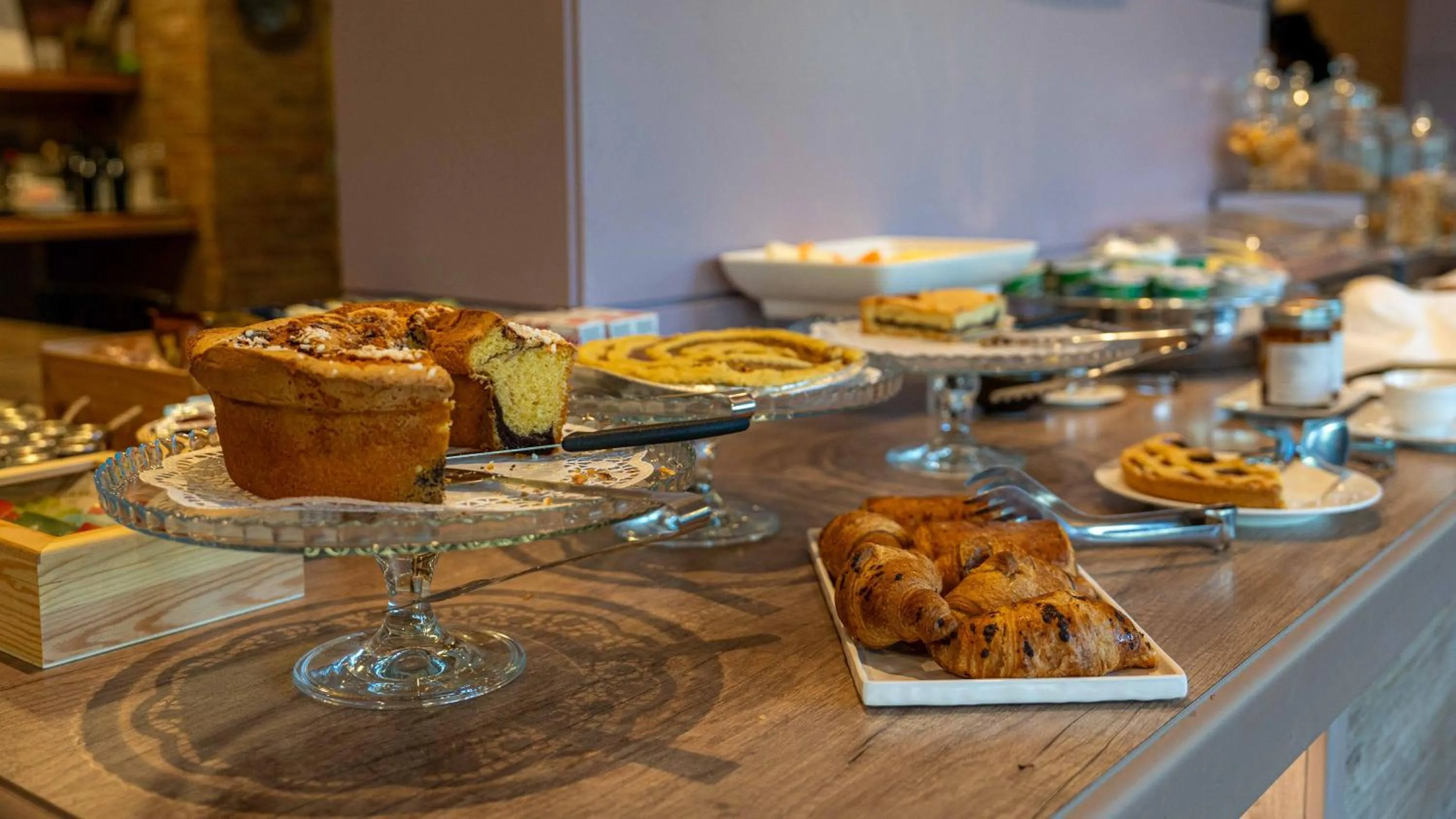 Restaurant/places to eat in San Paolo Hotel