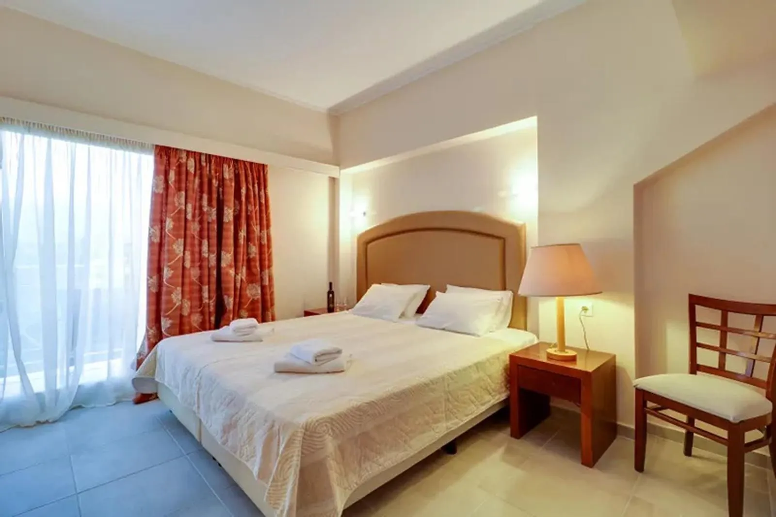 Bedroom, Bed in Calamos Beach Family Club