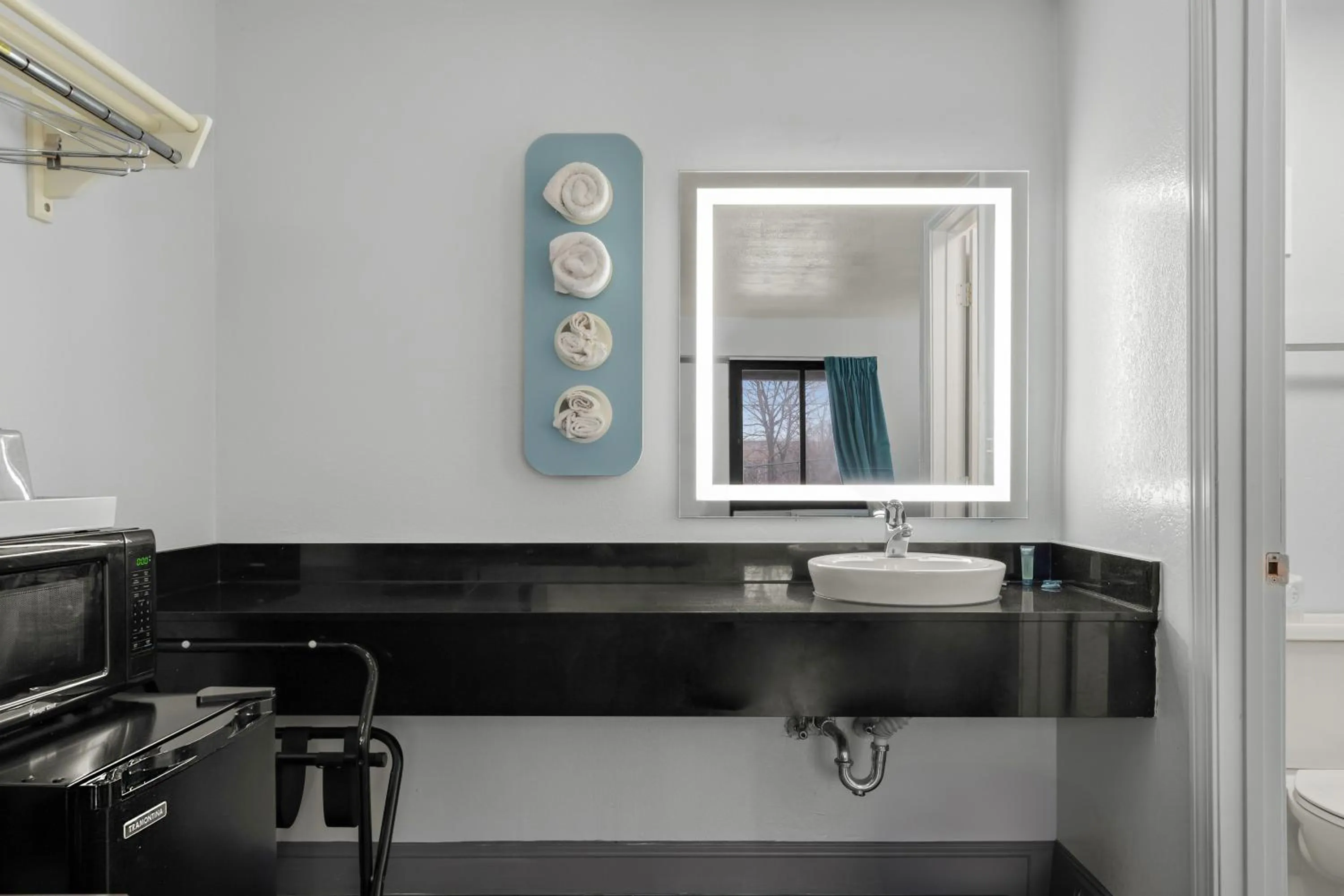 Bathroom in Americas Best Value Inn Bangor