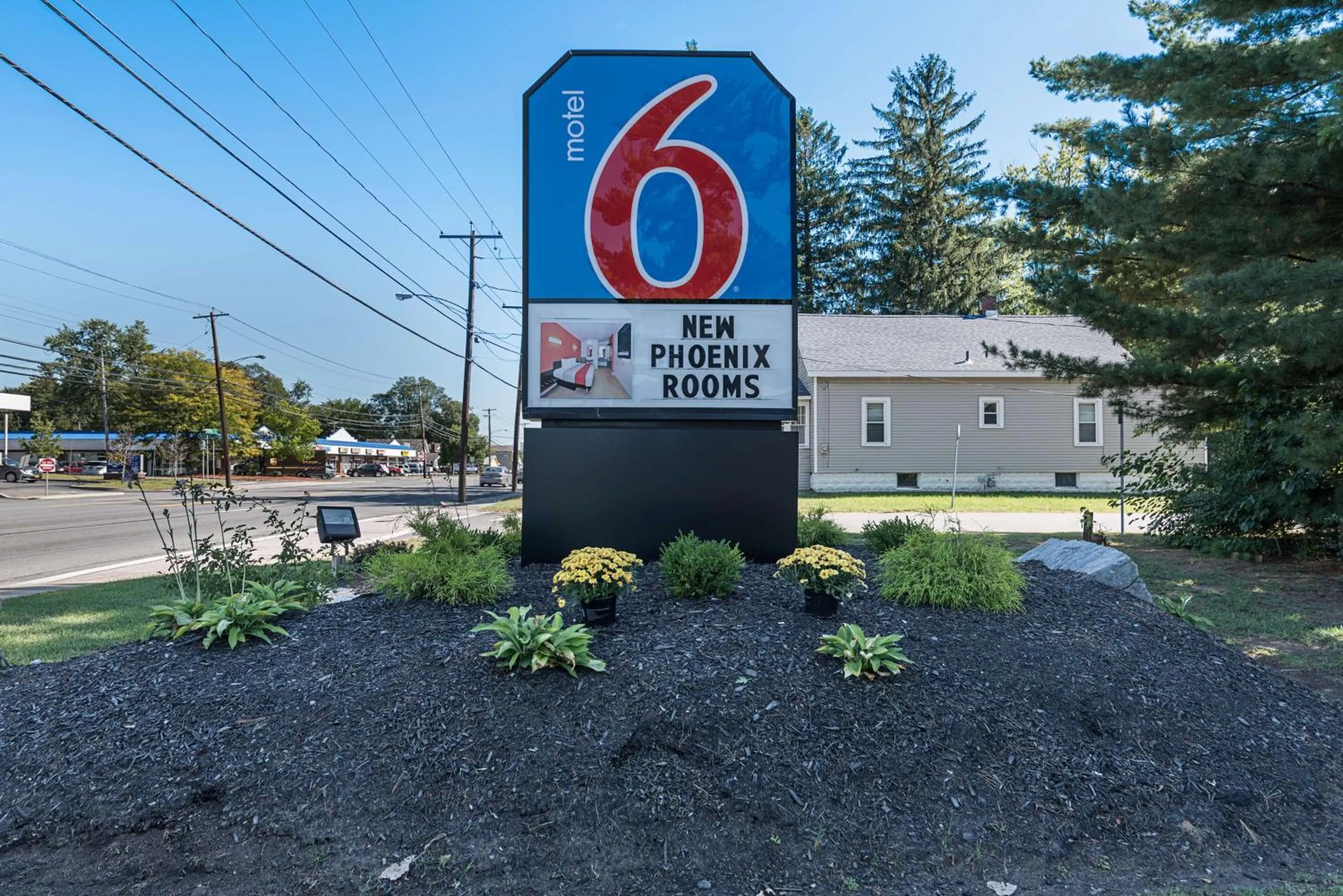 Property building in MOTEL 6 - Albany, NY - Airport