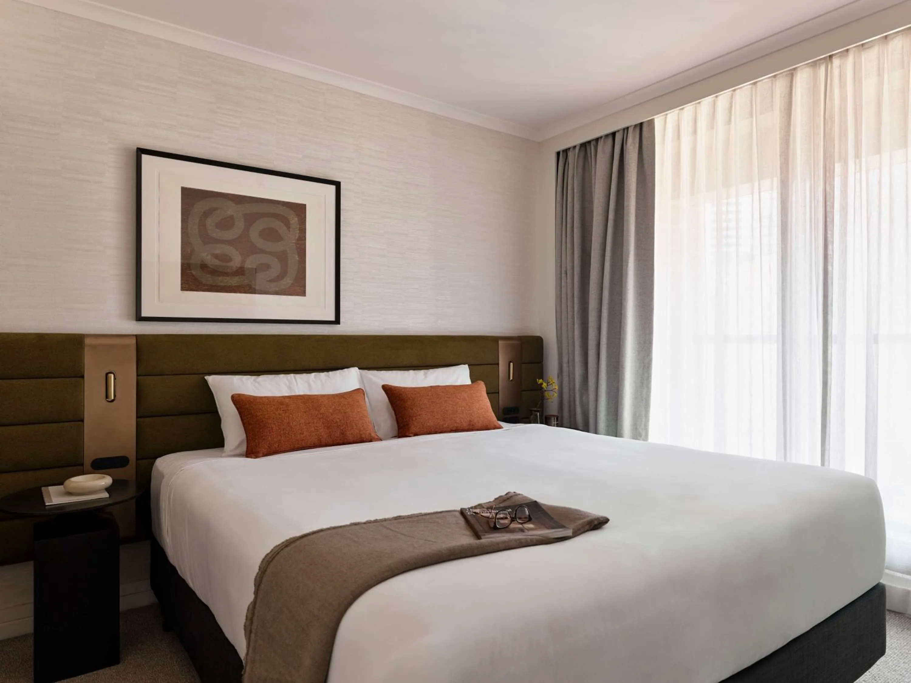 Bedroom, Bed in Adina Apartment Hotel Sydney Town Hall