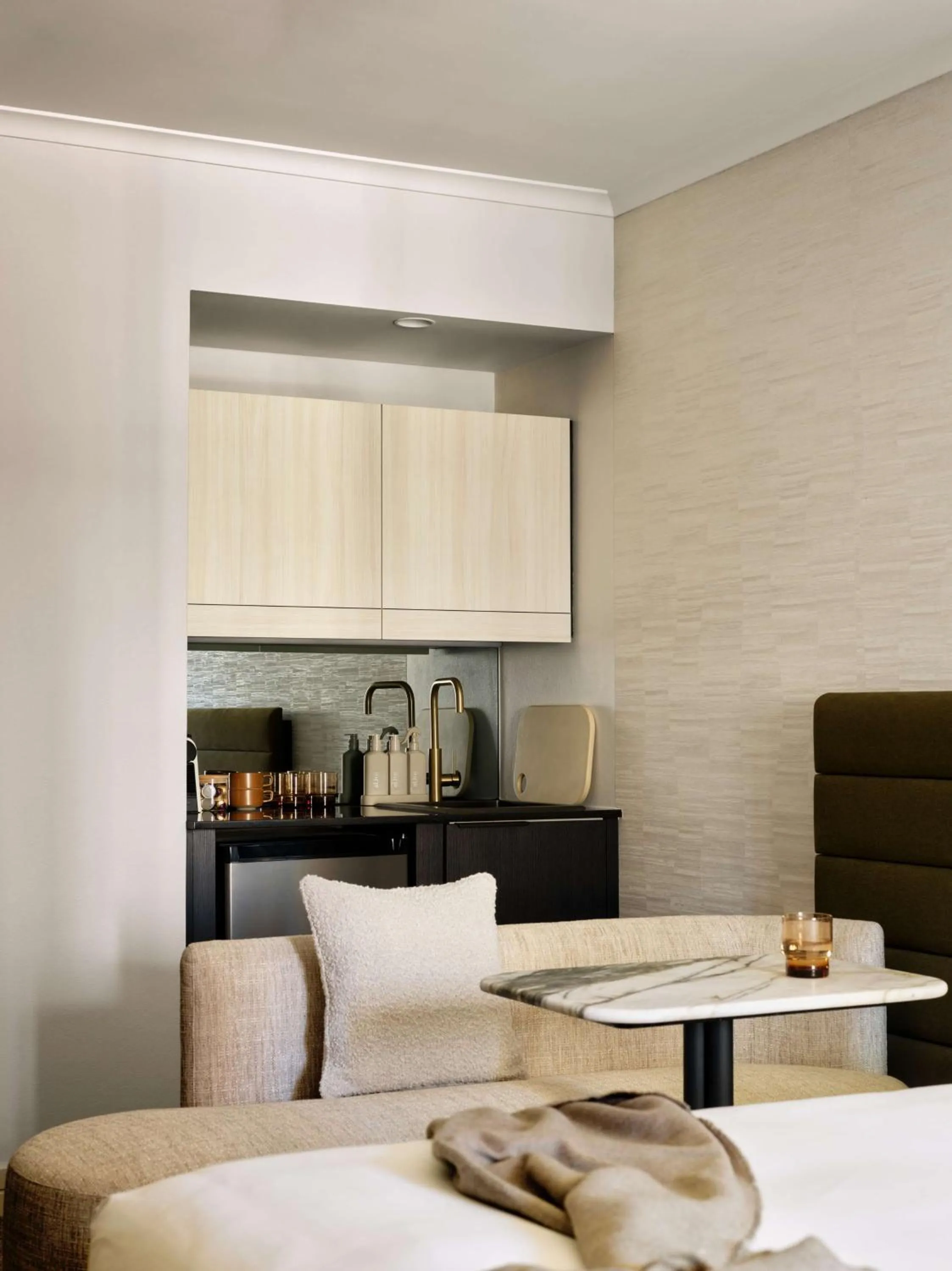 Photo of the whole room, Bed in Adina Apartment Hotel Sydney Town Hall