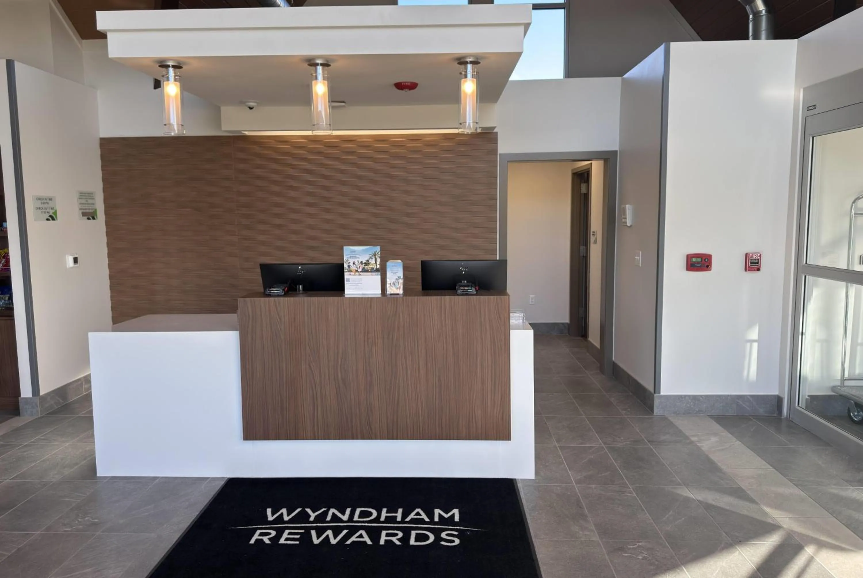 Lobby or reception in Wingate by Wyndham Geneva at SPIRE Academy