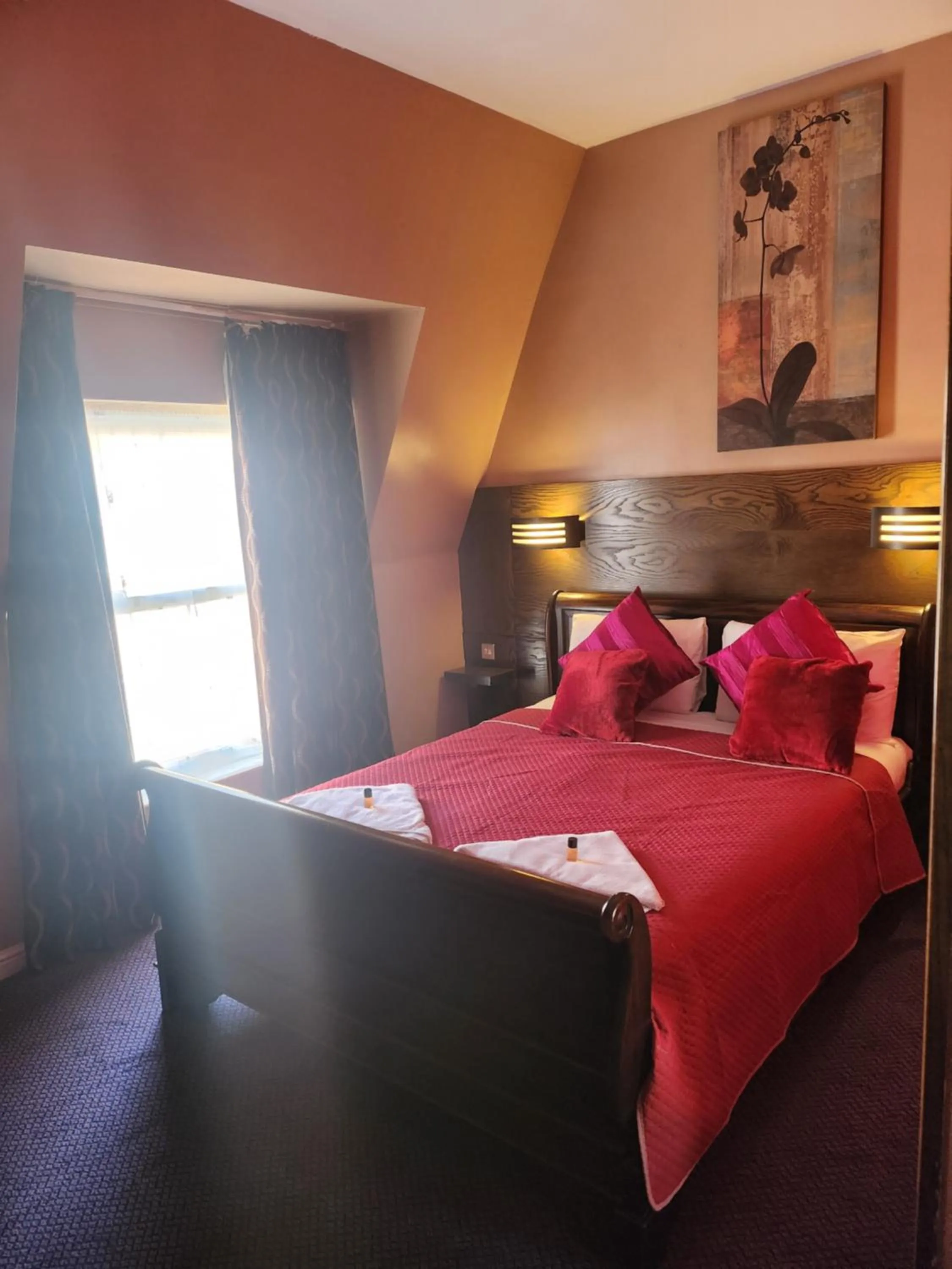 Bed in The Queensberry Hotel