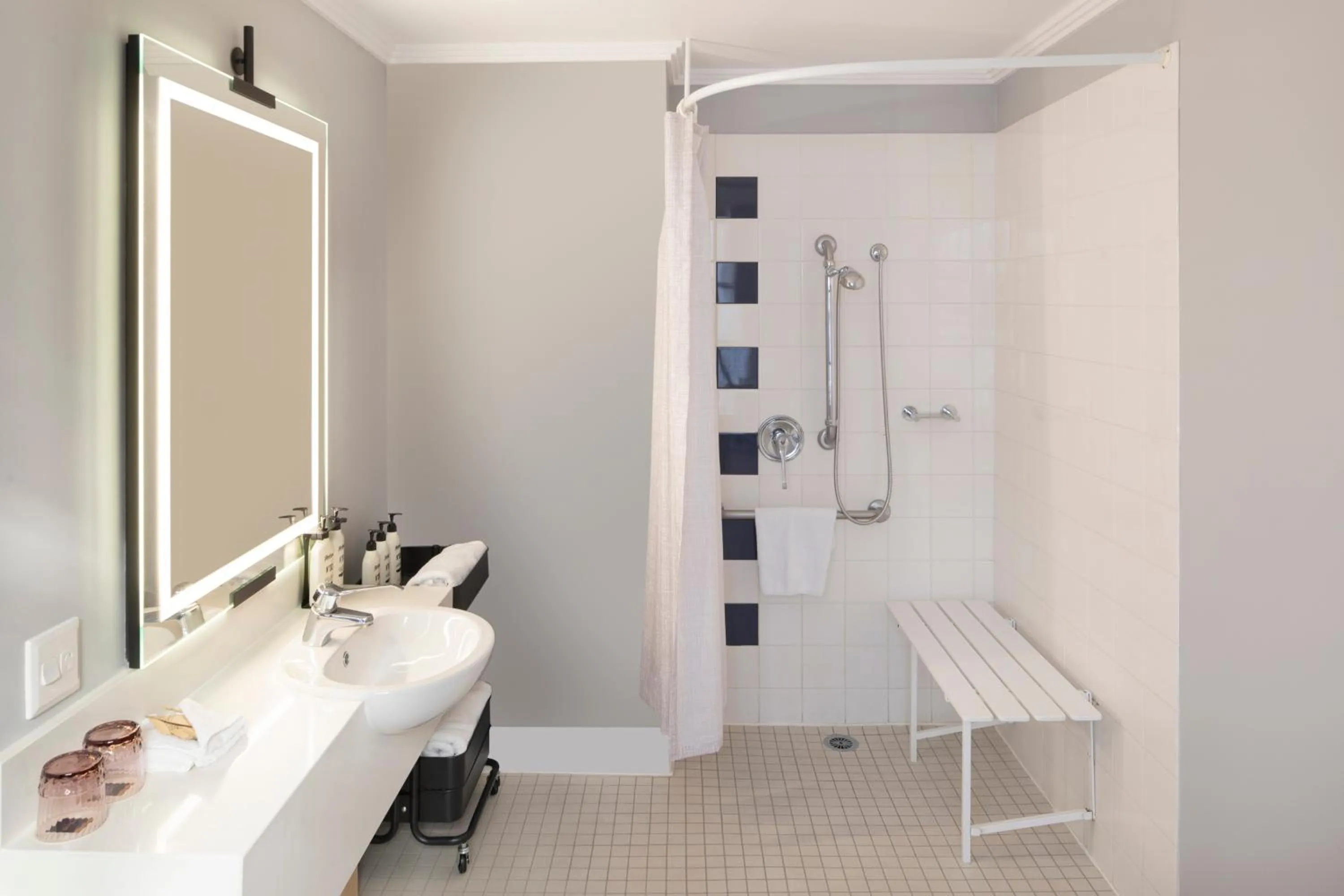 Shower in The Sebel Sydney Martin Place