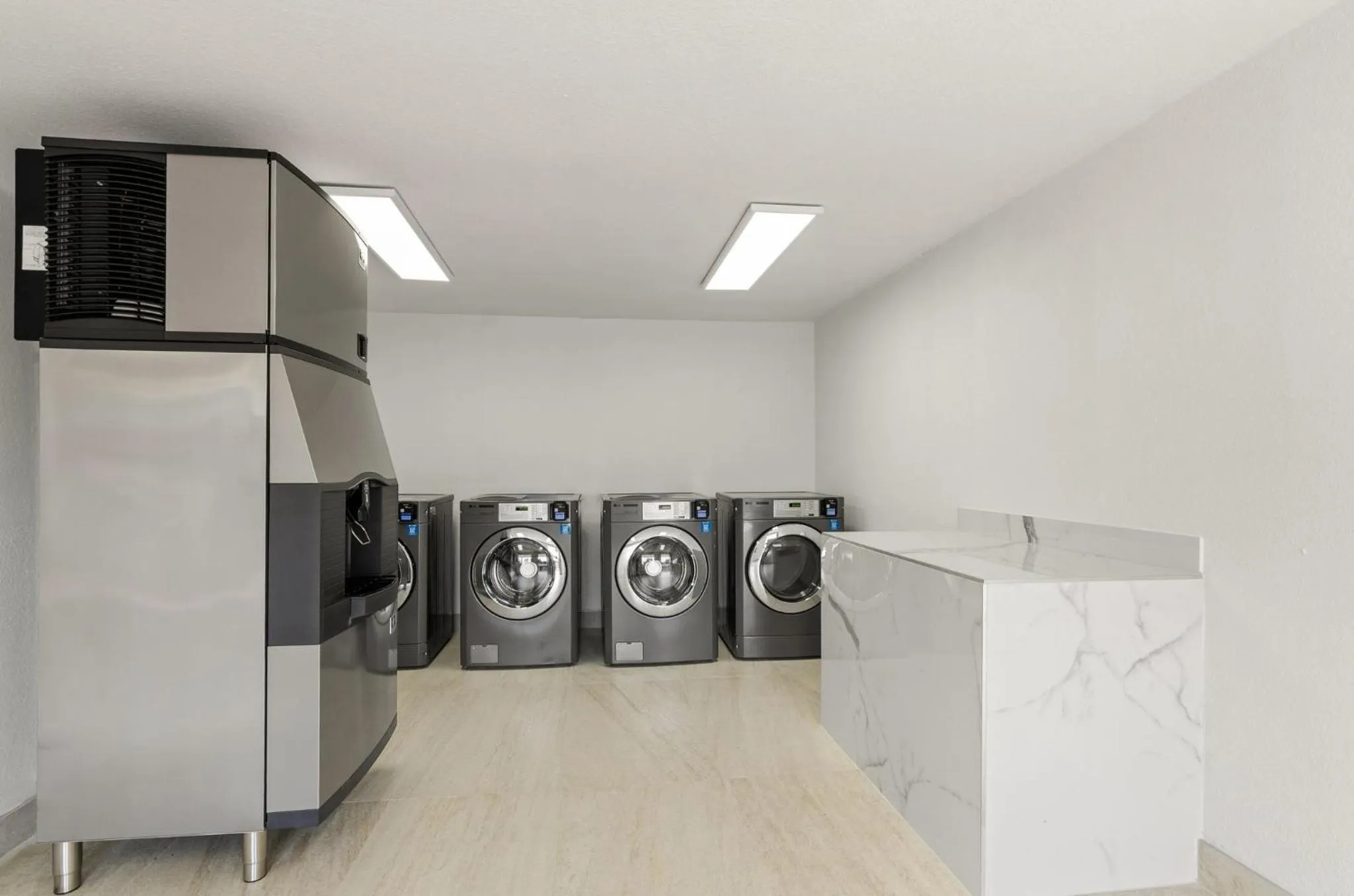 laundry in Red Roof Inn Wytheville