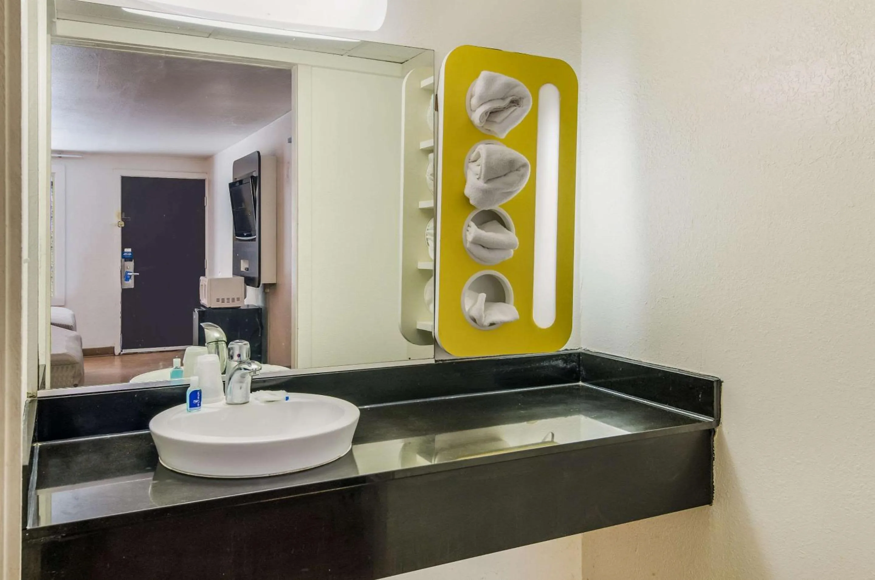 Bathroom in Rodeway Inn