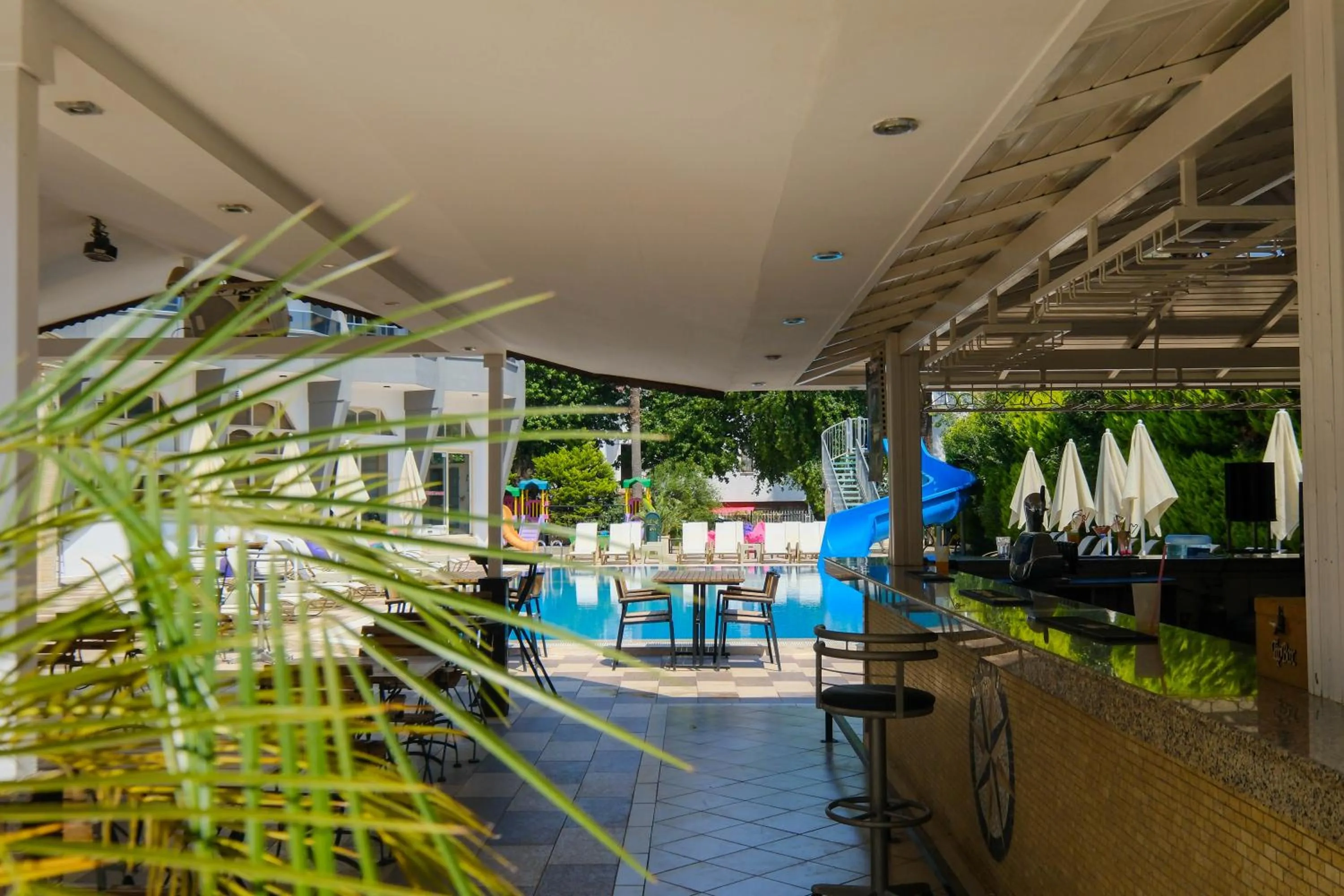 Restaurant/places to eat in Club Selen icmeler