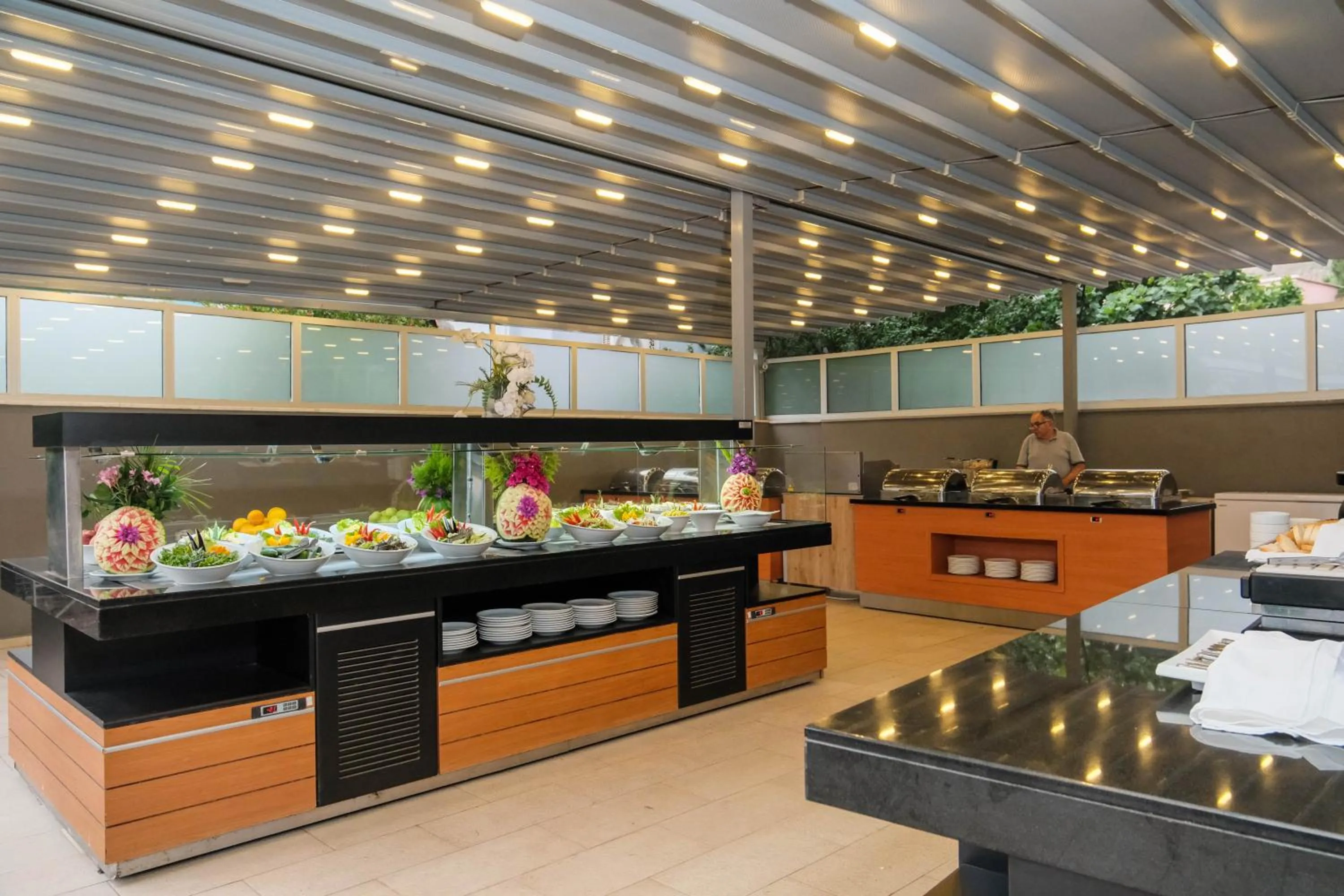 Food and drinks in Club Selen icmeler