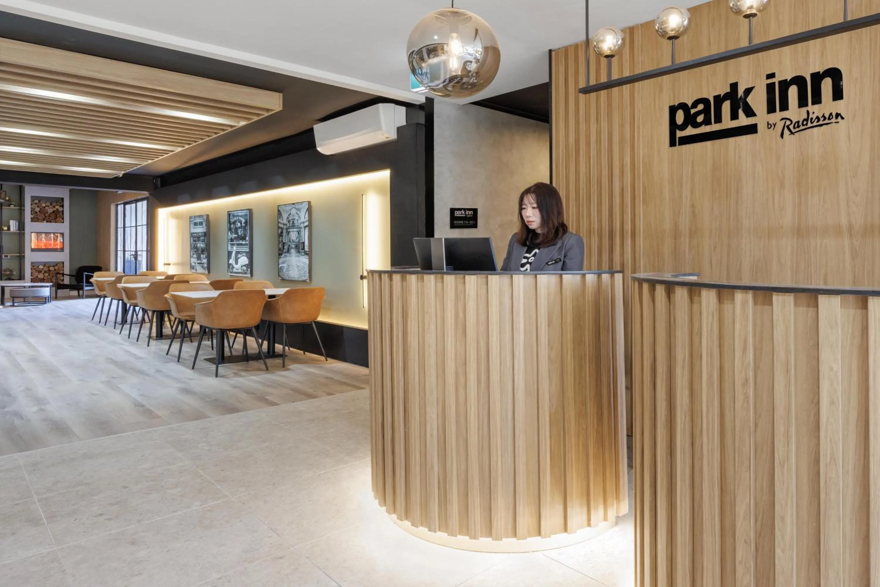 Lobby or reception in Park Inn by Radisson Melbourne Carlton