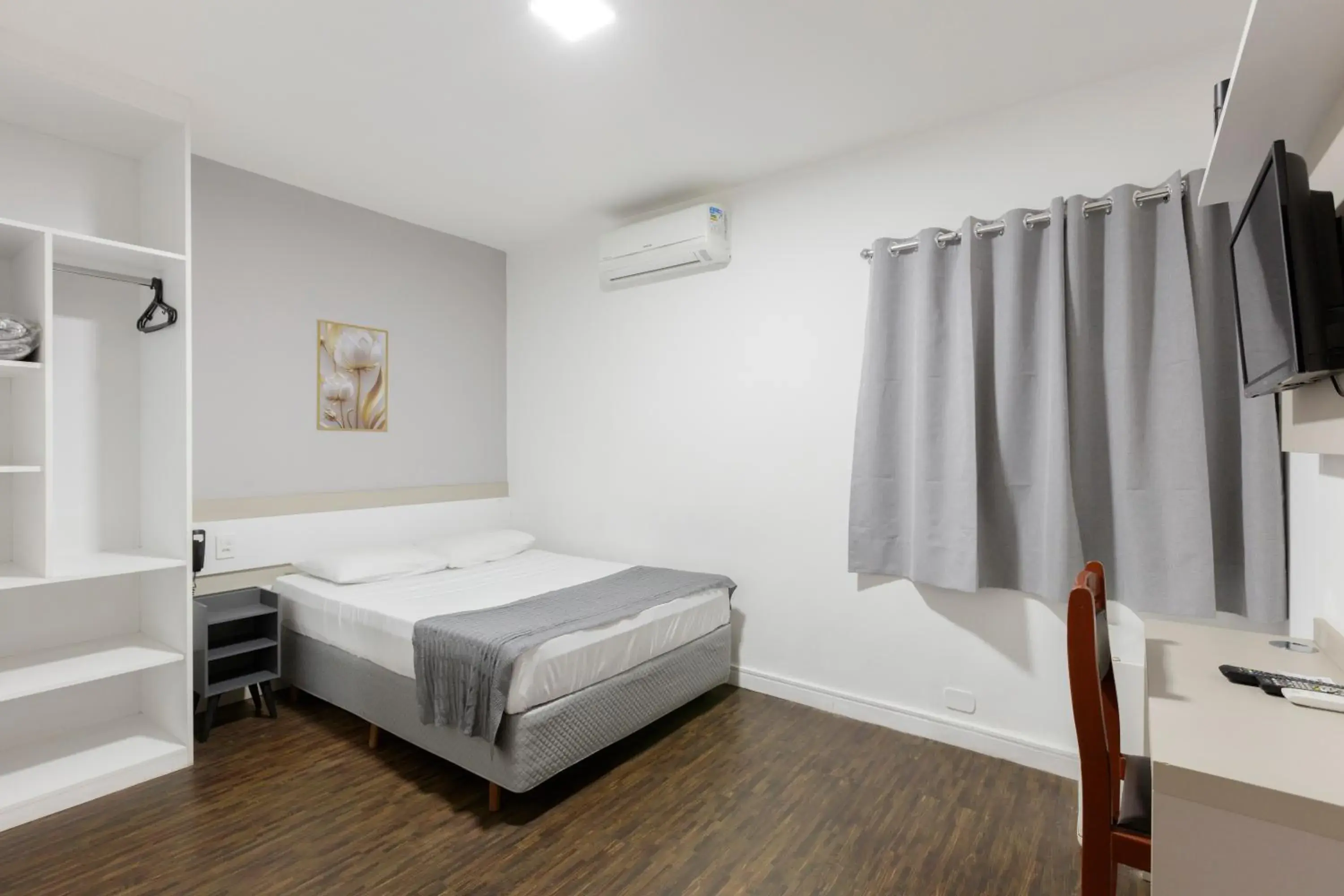 Double Room in Cardim Plaza Hotel Double Room in Cardim Plaza Hotel