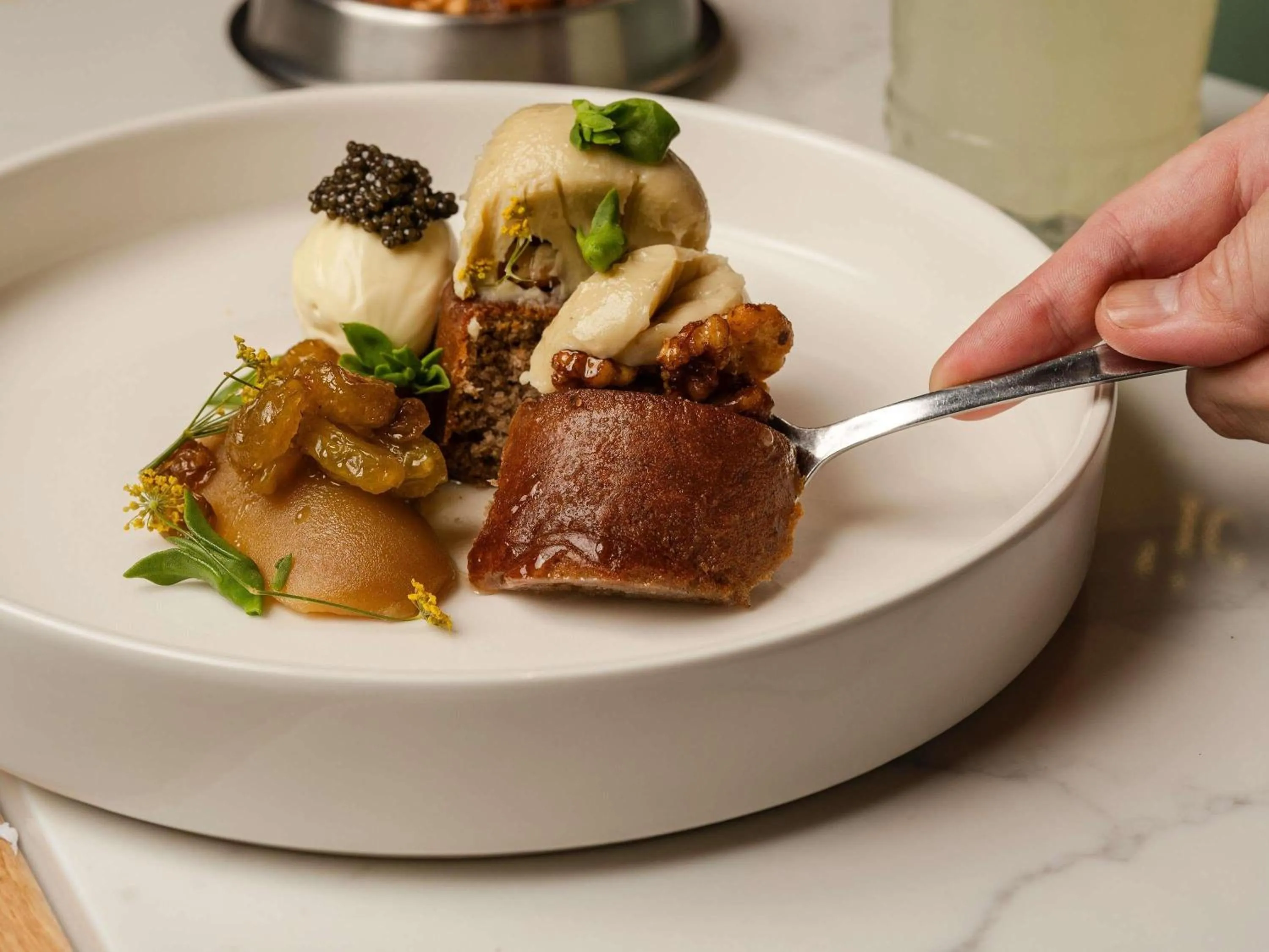 Lounge or bar in Novotel Sydney City Centre