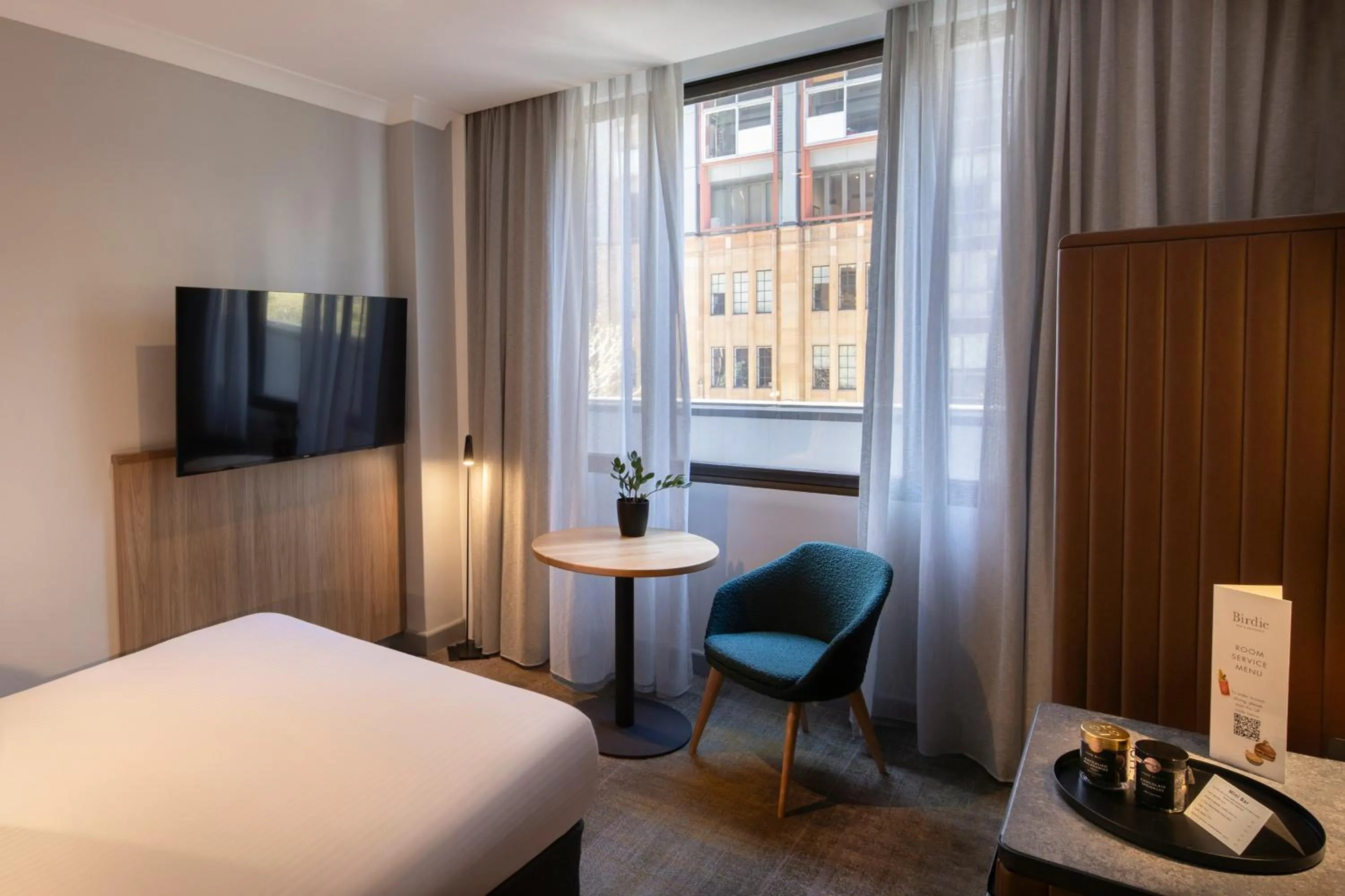 Bedroom, Bed in Novotel Sydney City Centre