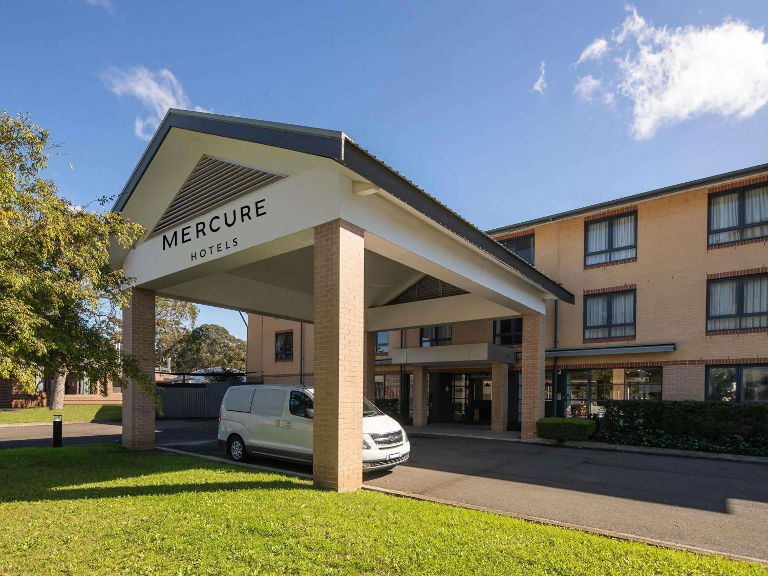 Property building in Mercure Sydney Macquarie Park