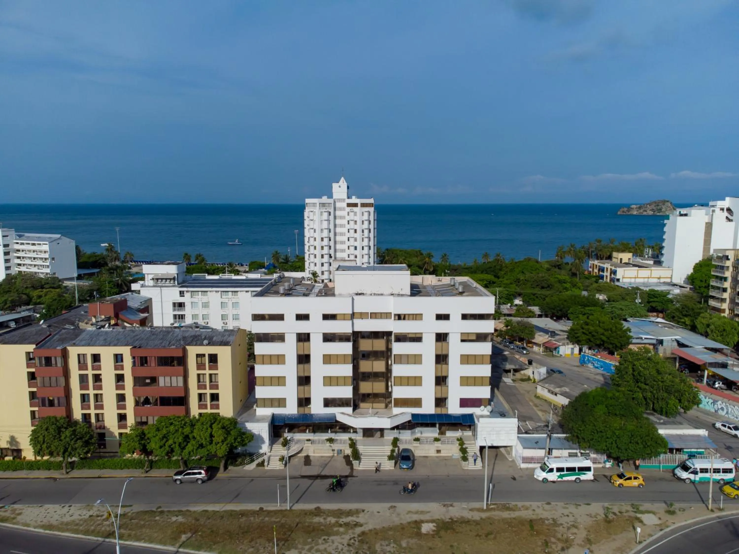 Property building in Hotel Axis Inn By GEH Suites