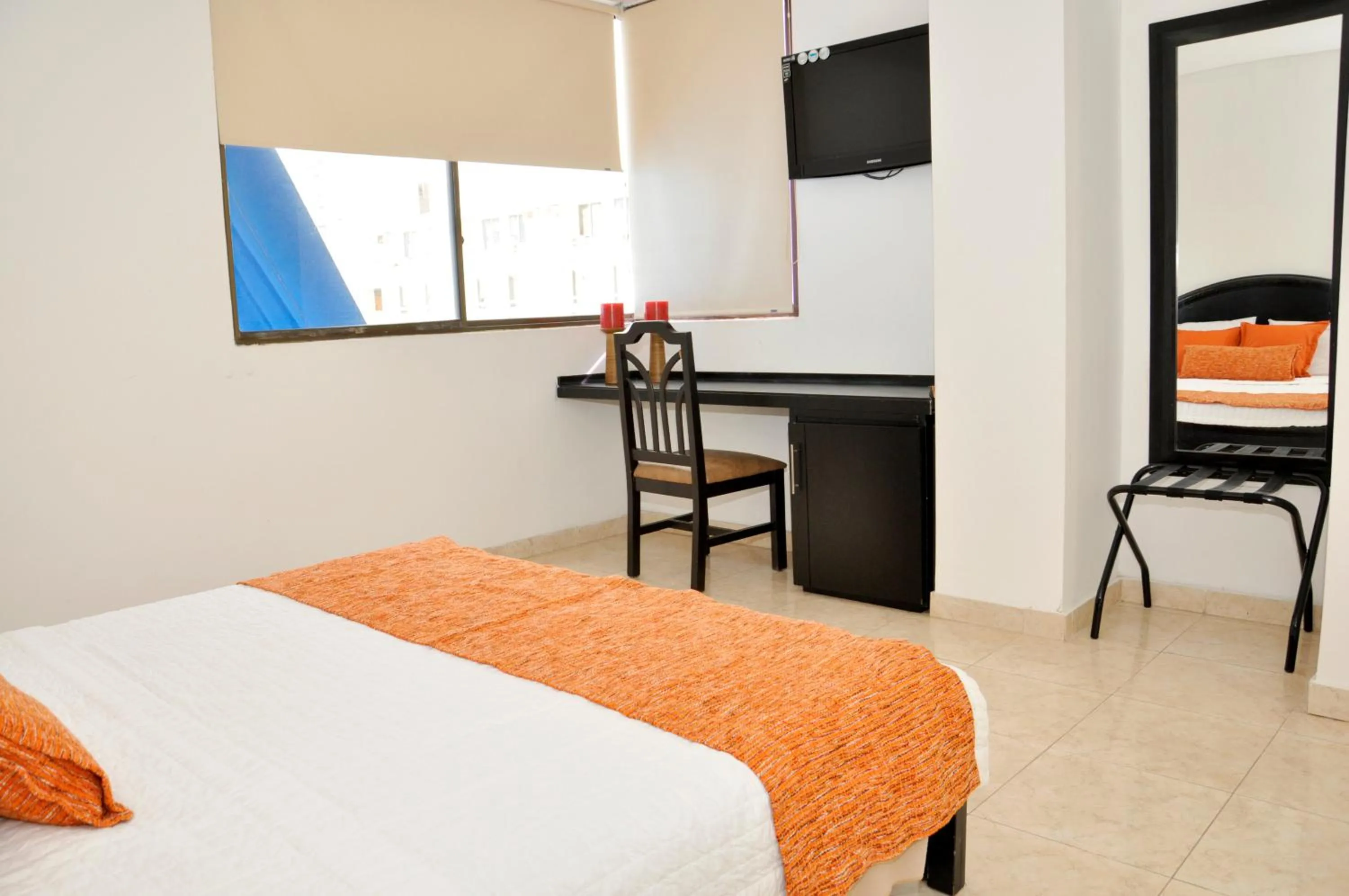 Bedroom, Bed in Hotel Yuldama Rodadero Inn