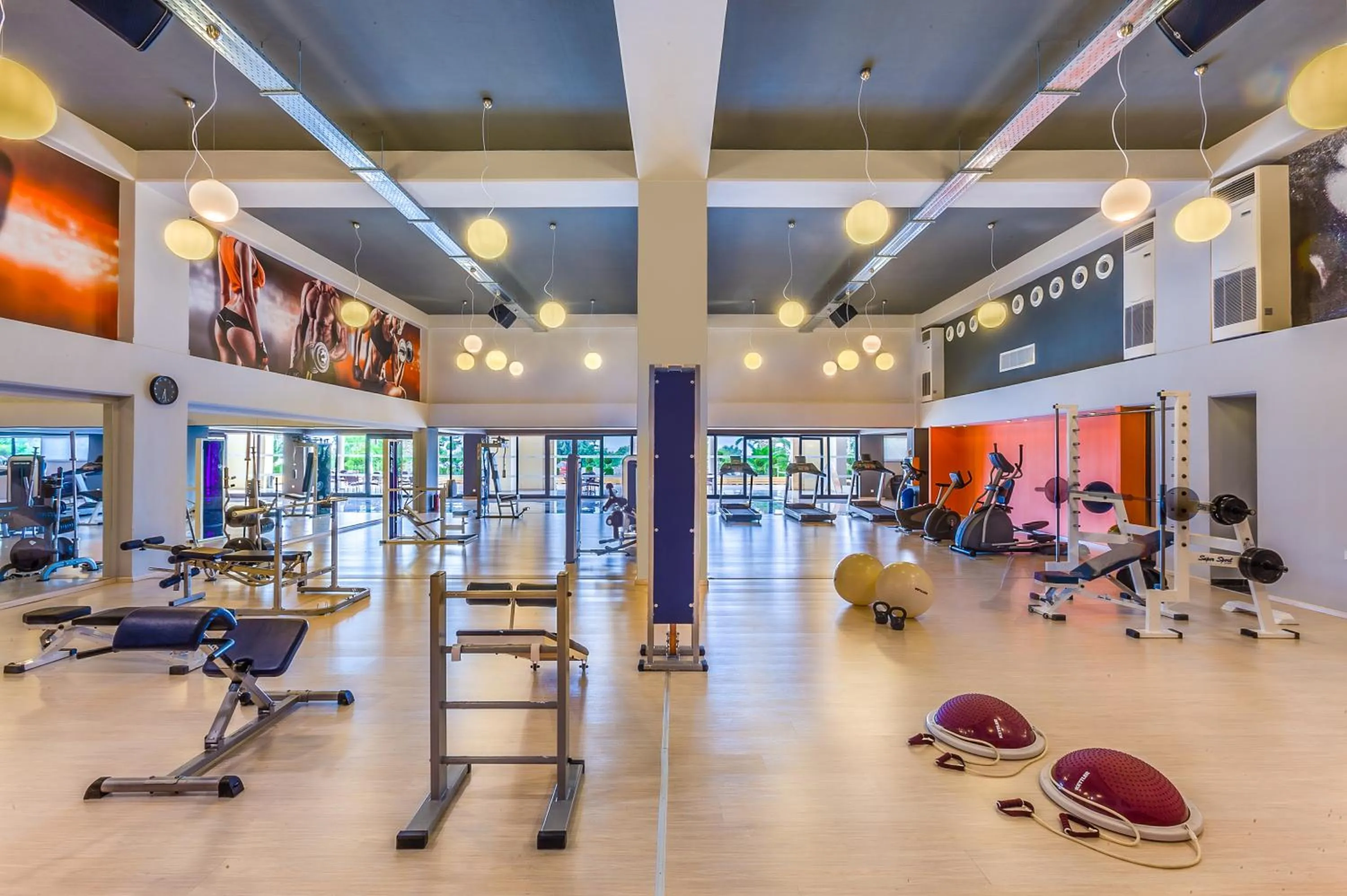Fitness centre/facilities in Kipriotis Aqualand Hotel