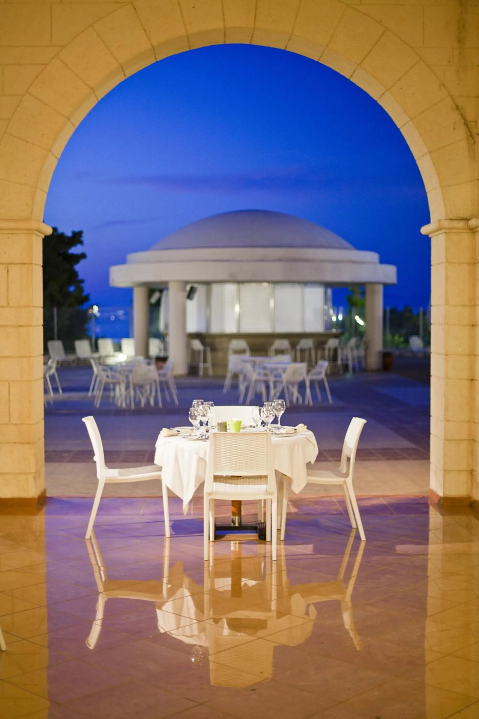 Dining area in Kipriotis Panorama Hotel & Suites