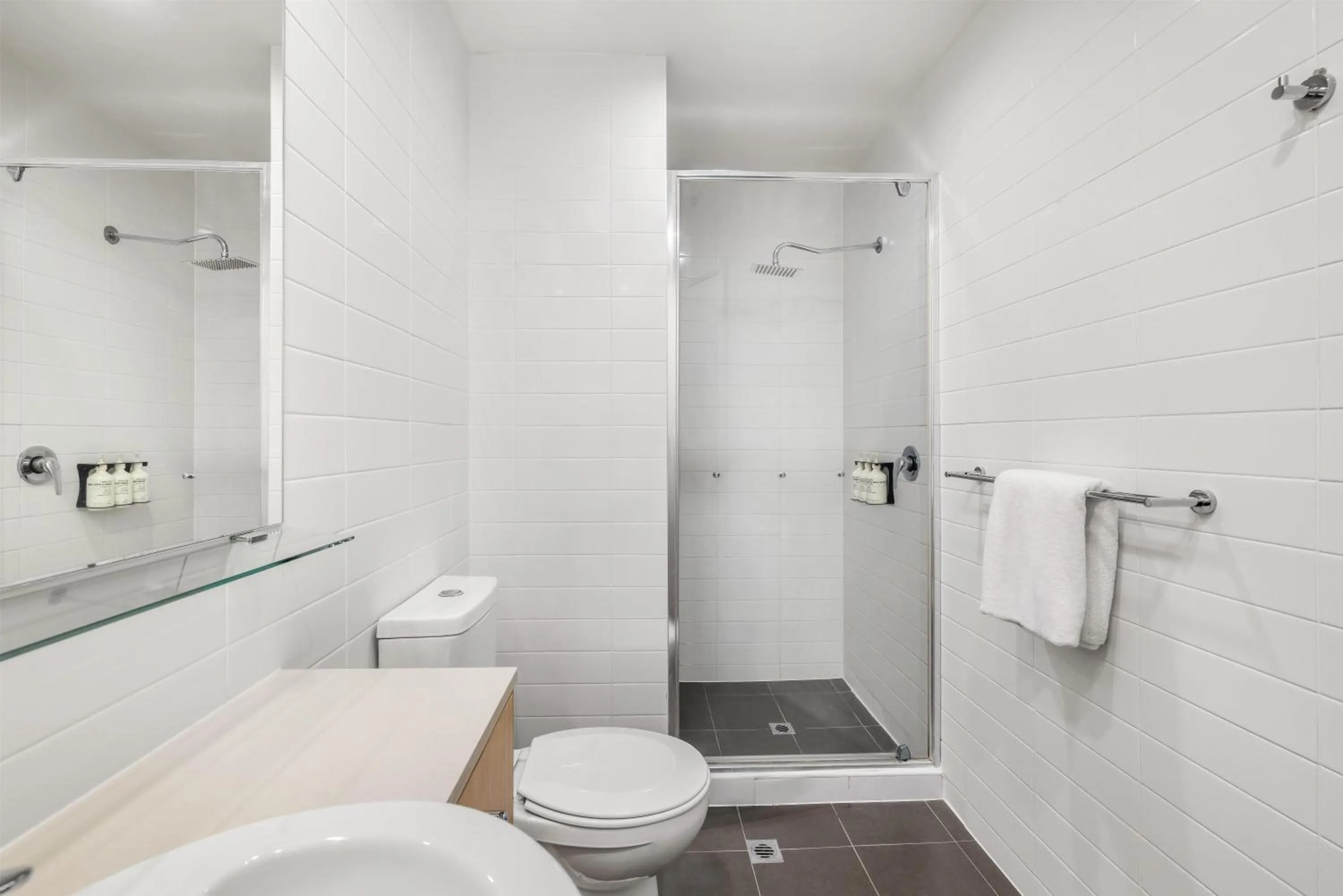 Bathroom in Adina Apartment Hotel Perth Barrack Plaza