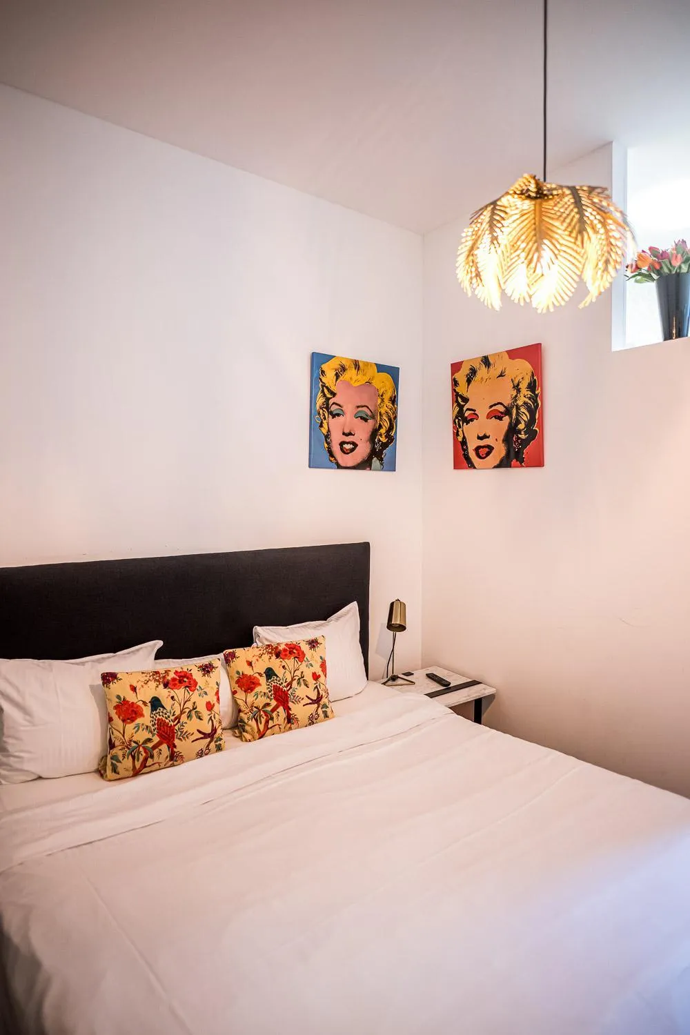 Bed in Hotel Urban Dreams