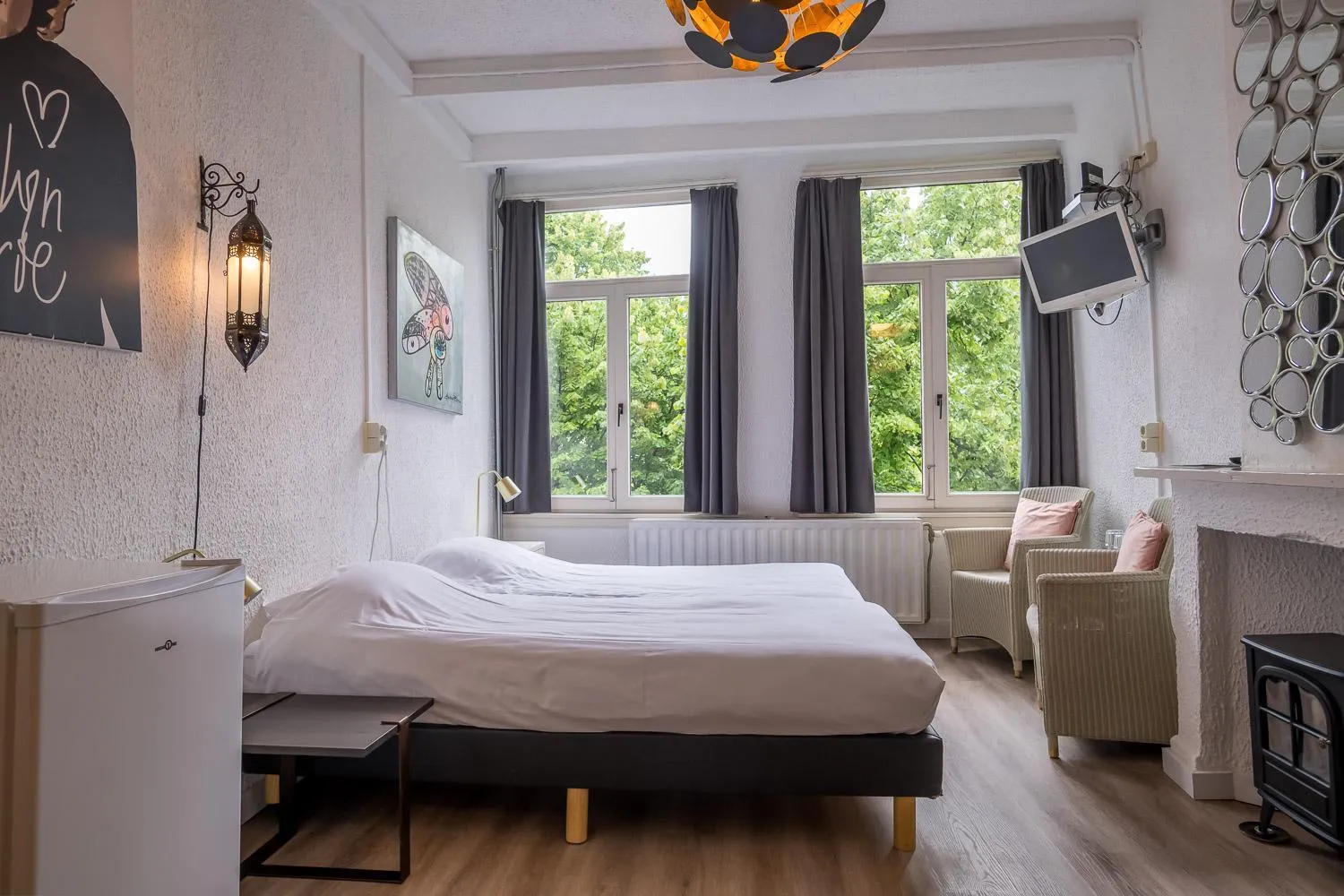 Bed in Hotel Urban Dreams